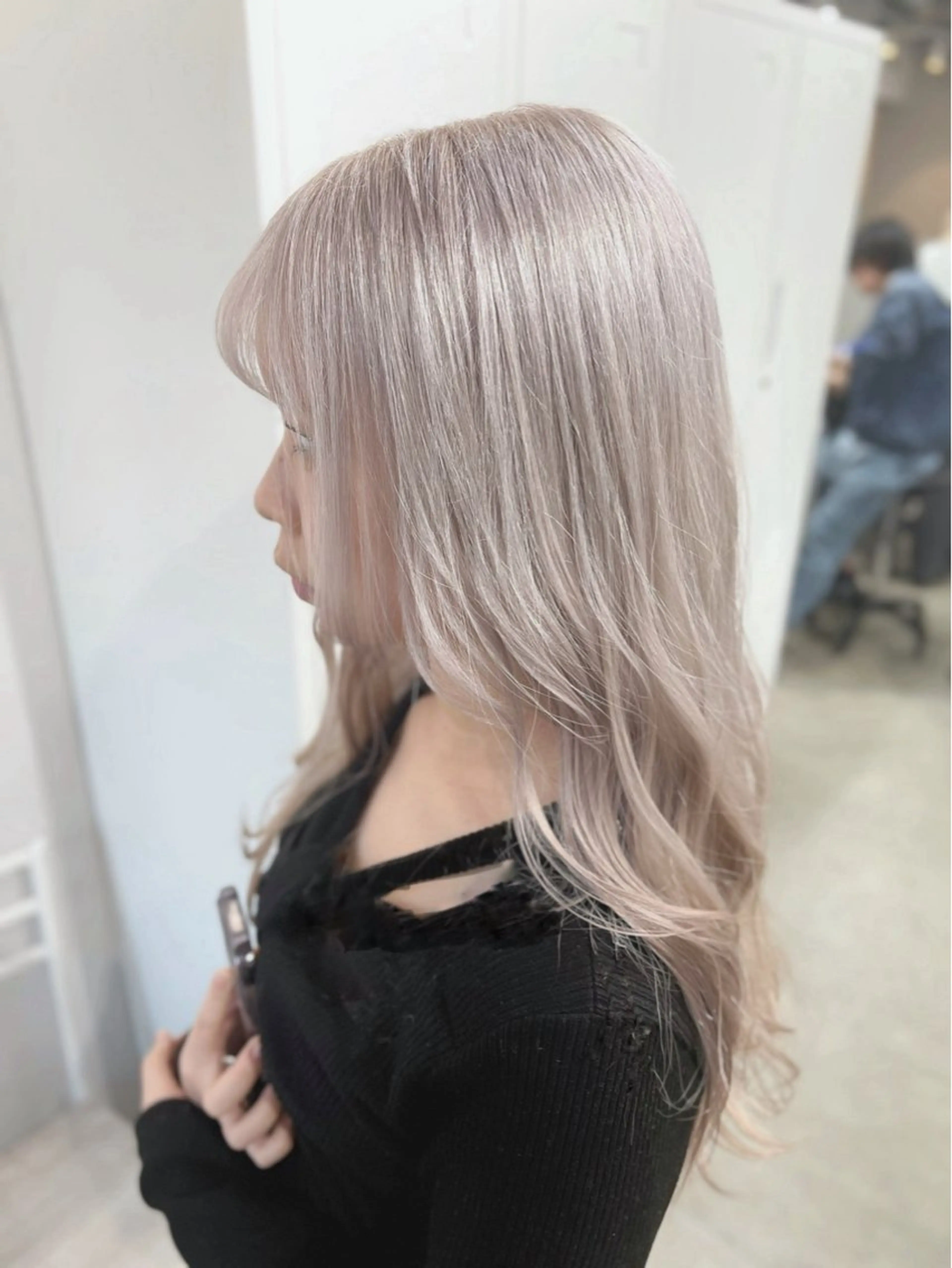ロング カラー ベージュカラー ブリーチ ブロンド ダブルカラー グレージュ カット ヘアカラー トリートメント ブリーチ/髪質改善/ レイヤー/YUTO‎のヘアスタイル