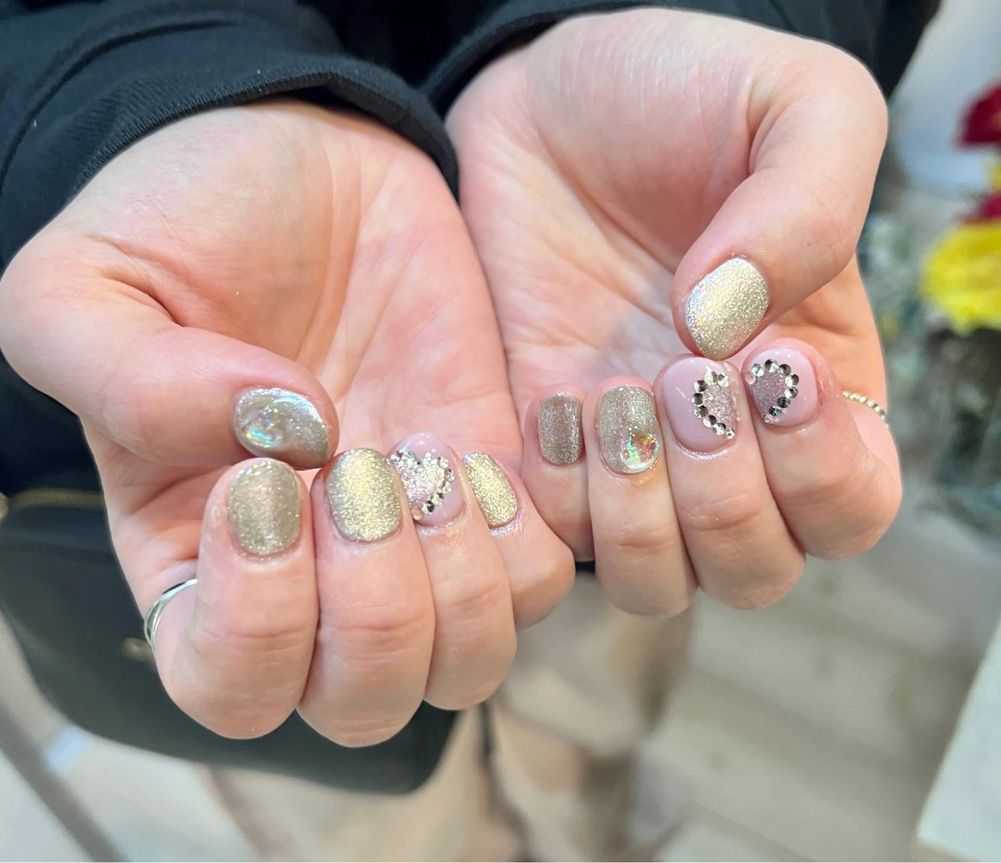 ネイル ハート キラキラネイル マグネットネイル 持ち込み いちじゅう あおいのネイルデザイン