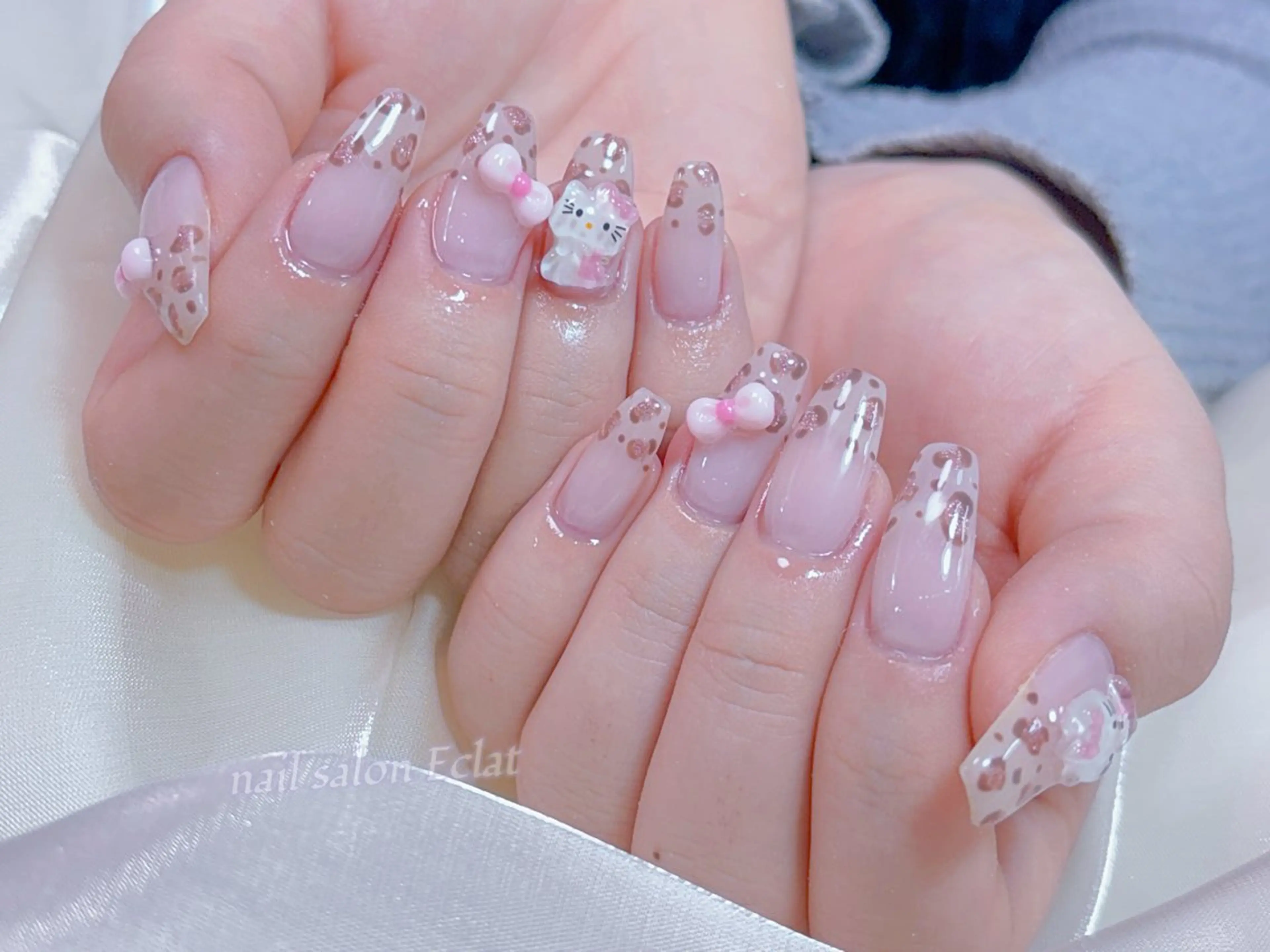 ネイル ネイルサロンエクラ 🫧Shizukaのネイルデザイン