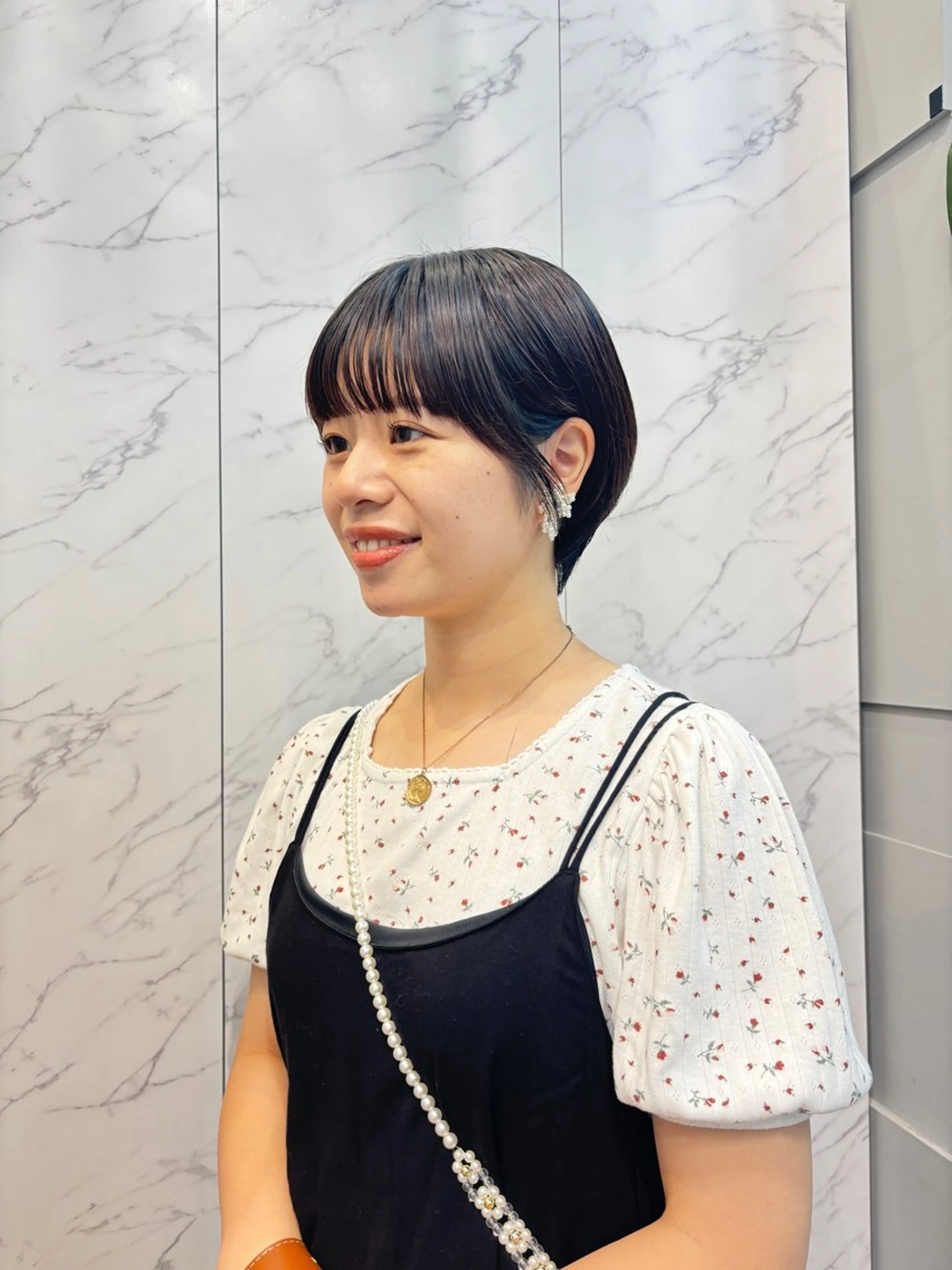 ショート miu /透明感カラーのヘアスタイル