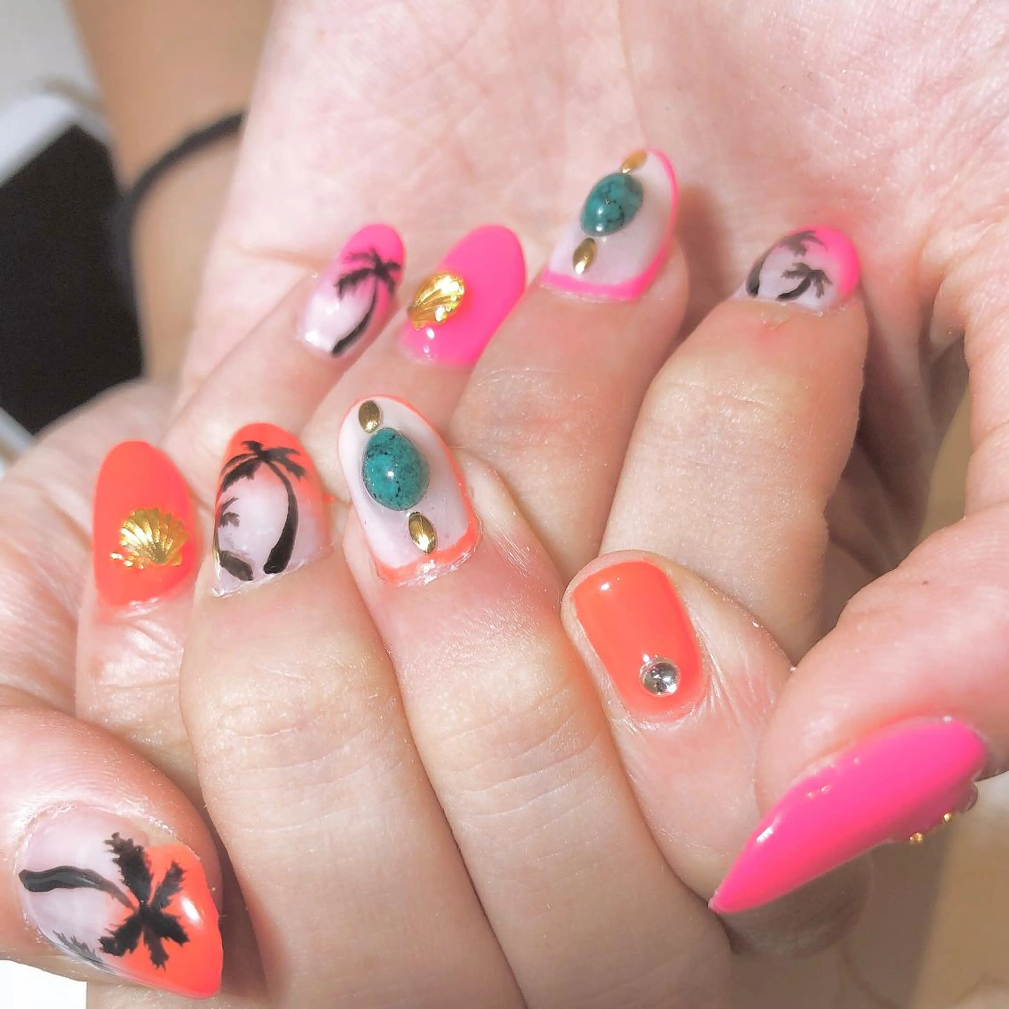 ネイル ドライヘッドスパ 名古屋駅徒歩5分のエステ・リラクイメージ