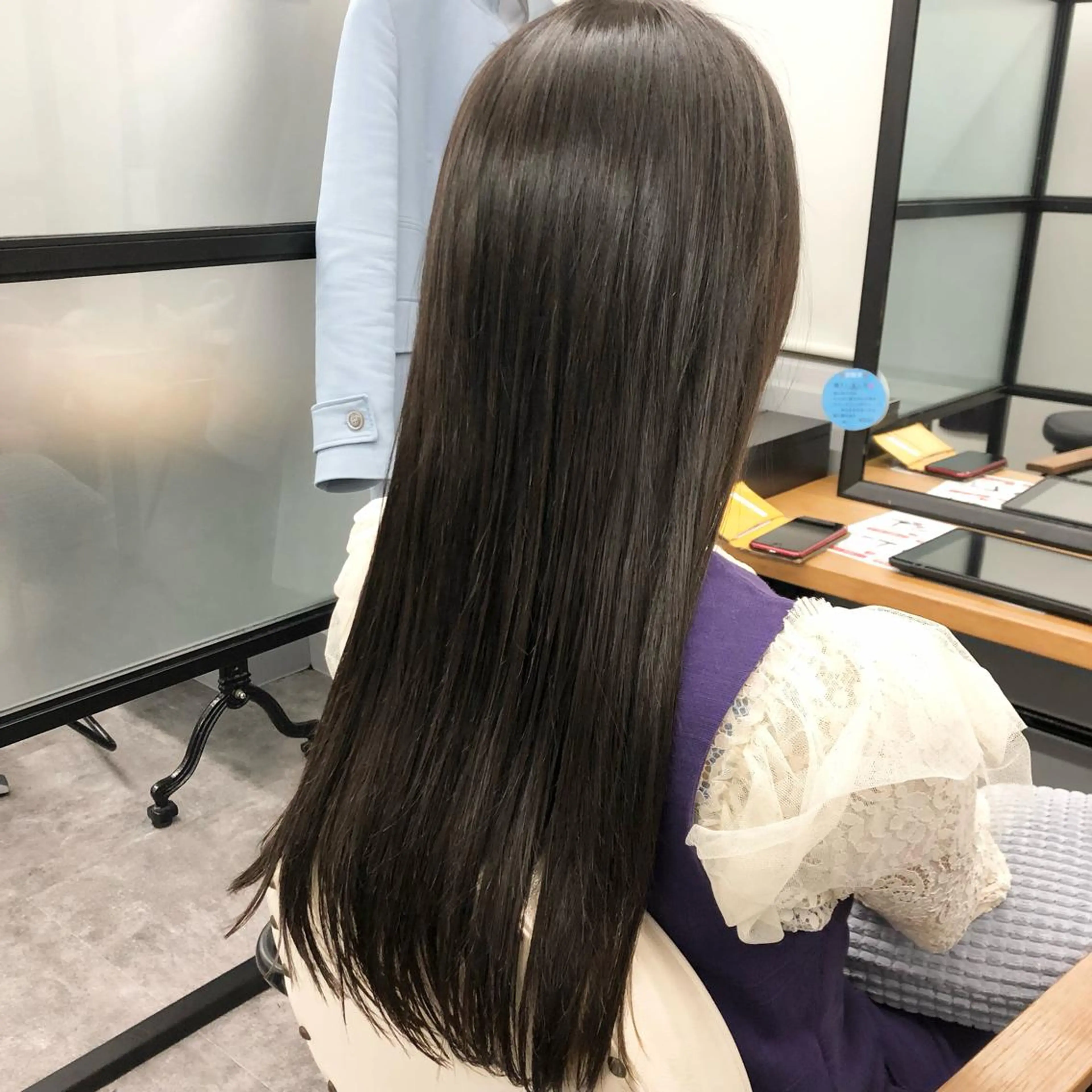 ロング カラー ヘアアレンジ アディクシーカラー アッシュ ベージュカラー 黒髪 ブリーチ カット ヘアカラー JURI🤎 ワンカールレイヤーのヘアスタイル