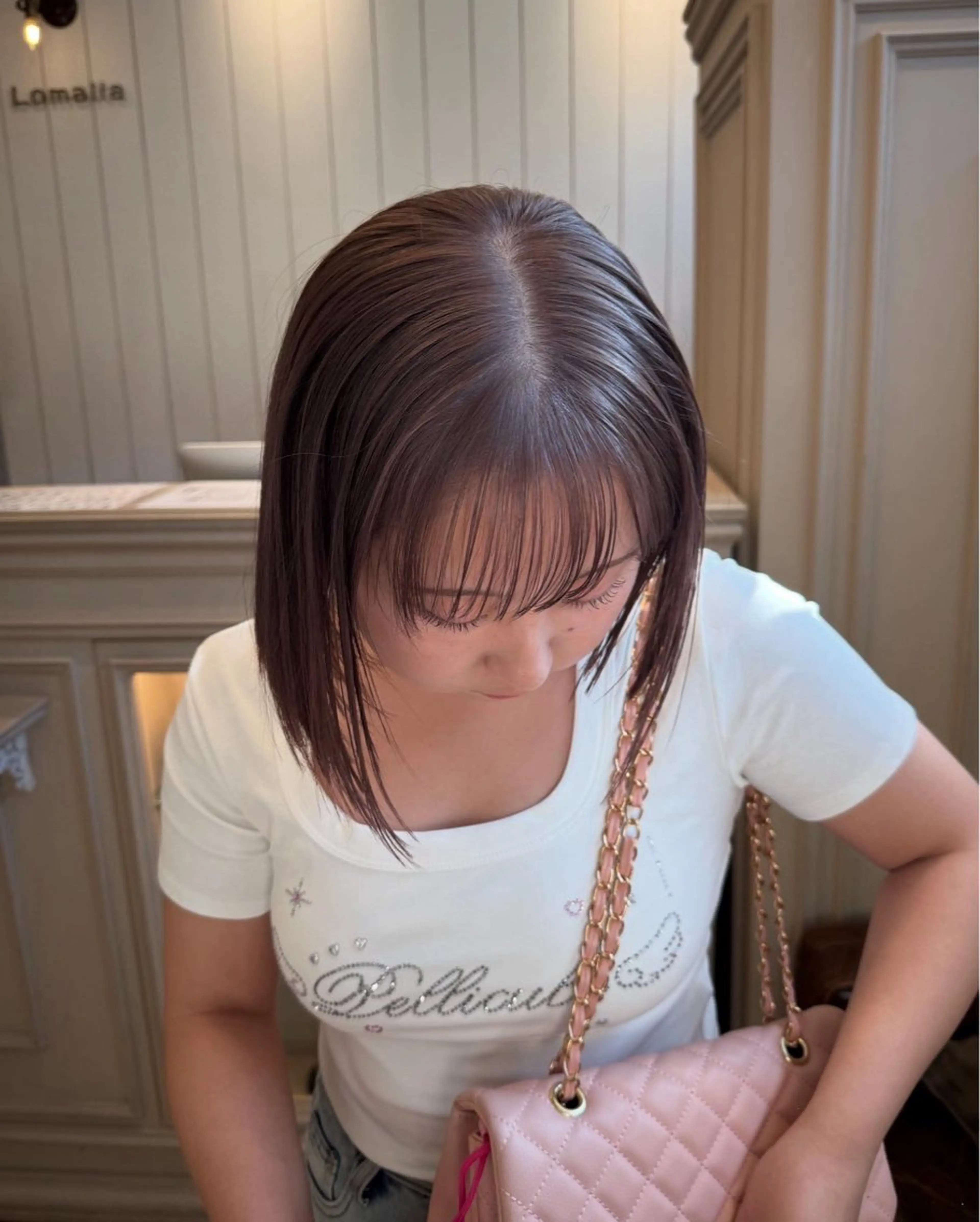 ショート カラー ミルクティー× グレージュMOMOのヘアスタイル