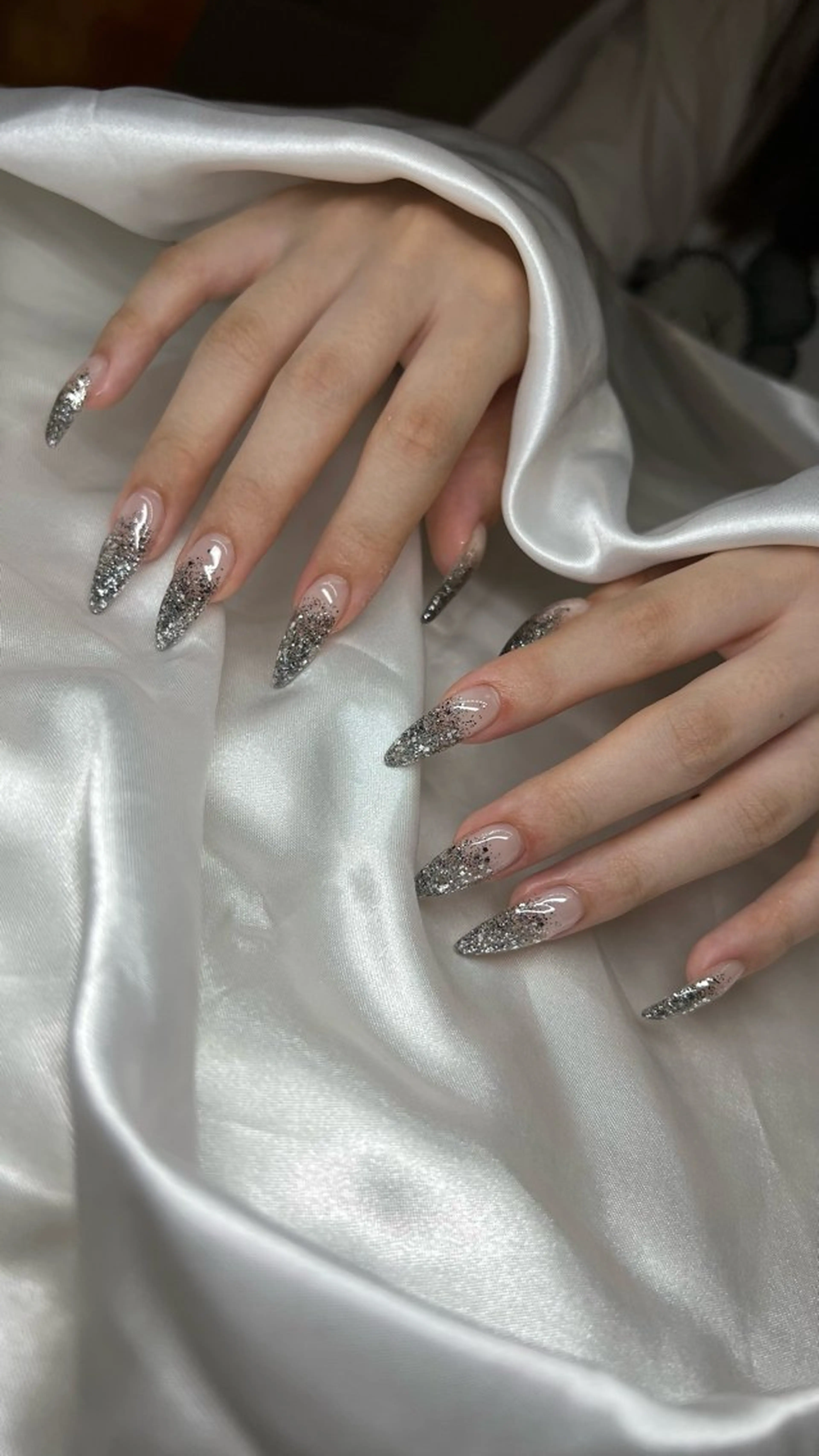 ネイル 𝐧𝐚𝐢𝐥 𝐌𝐢𝐖𝐢𝐢のネイルデザイン