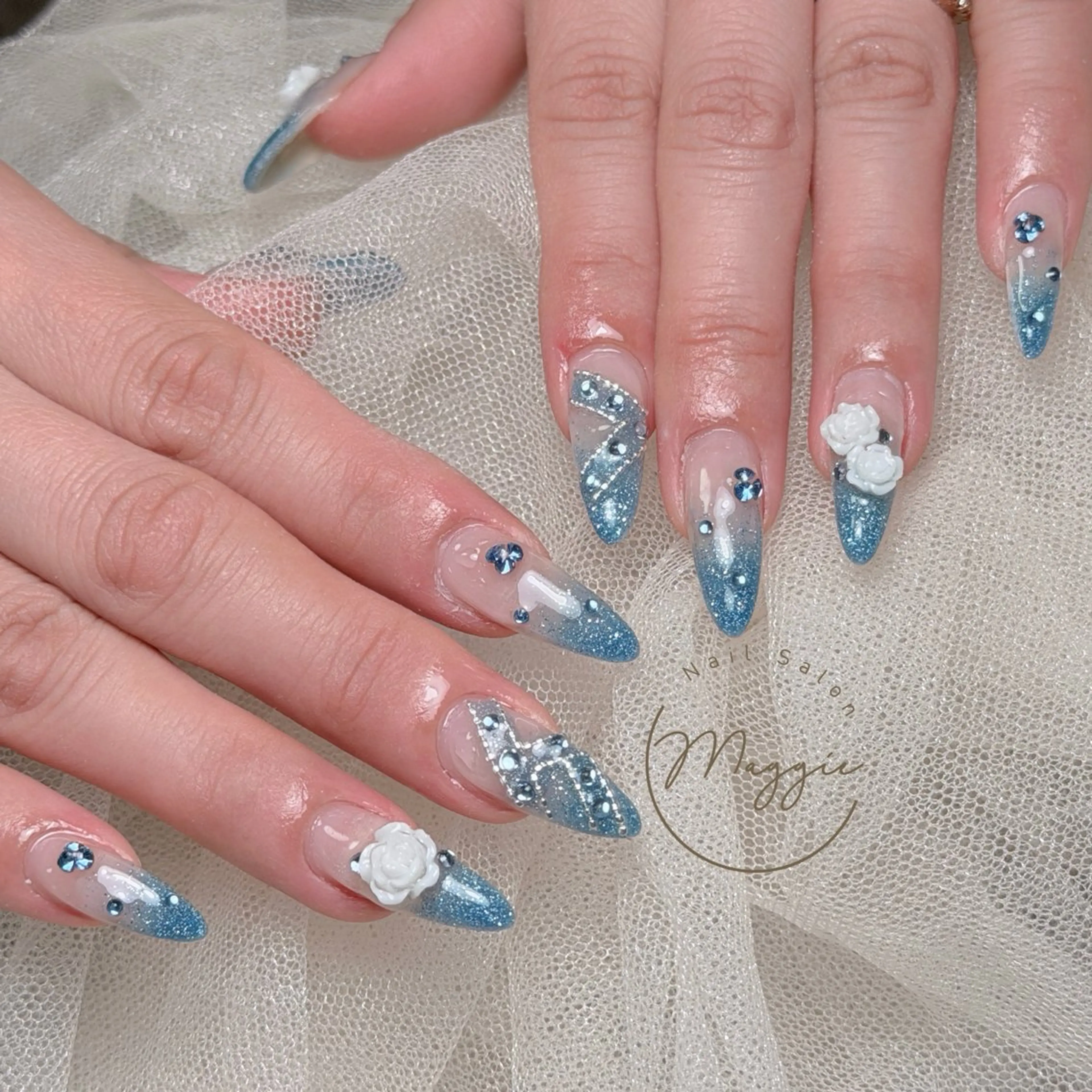 ネイル Maggie Nail🦩のネイルデザイン