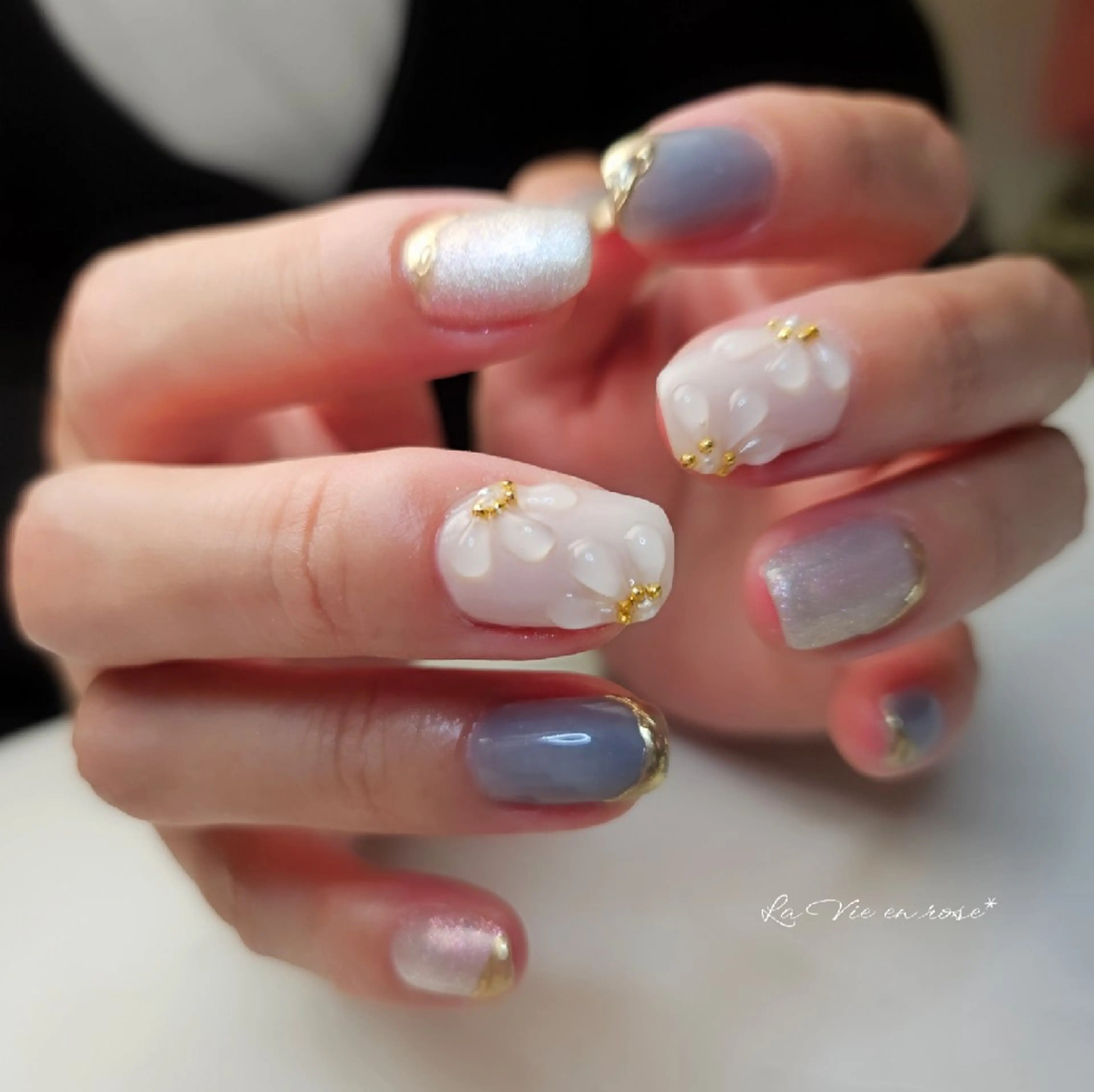 ネイル ラヴィアン ローズのネイルデザイン