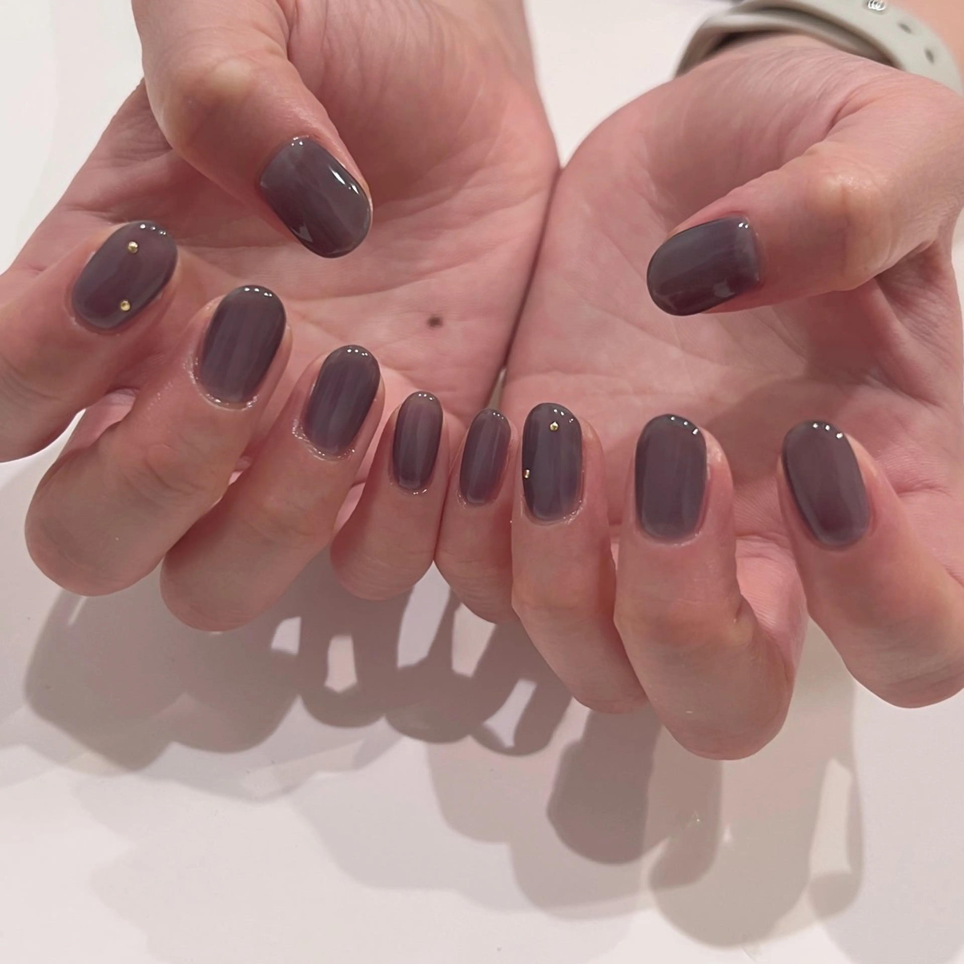 ネイル アートネイル 持ち込み ワンカラーネイル 冬ネイル ハンドネイル REHTOF ｜朝7時Open☀️のネイルデザイン