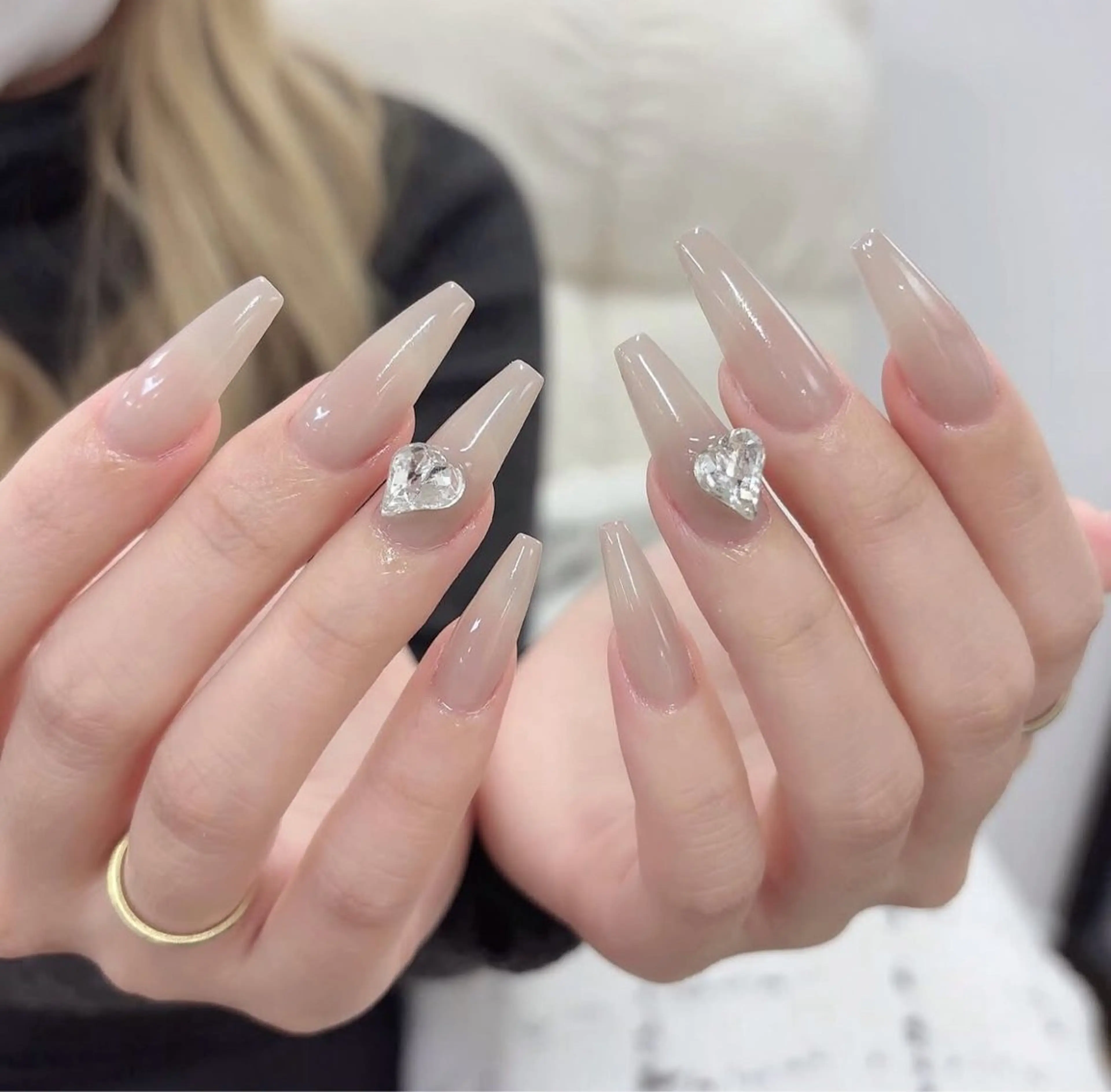 ネイル 長さ出し グラデーション キラキラネイル 韓国ネイル ラメ(グリッター) ハンドネイル ハンドケア Chisa Nail Studio所属・チ サのネイルデザイン