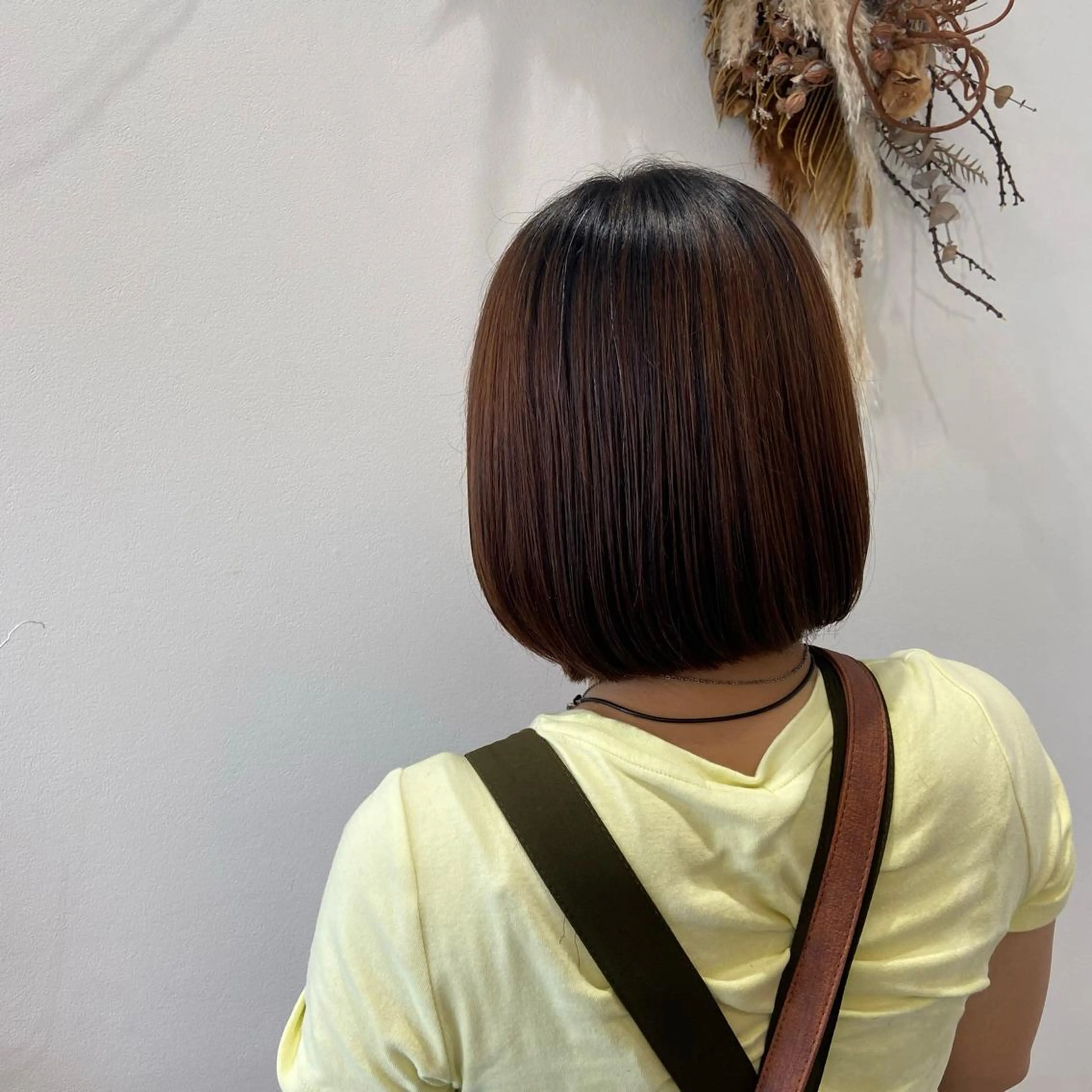 ミディアム 切りっぱなしボブ ボブ 松本 玲菜のヘアスタイル