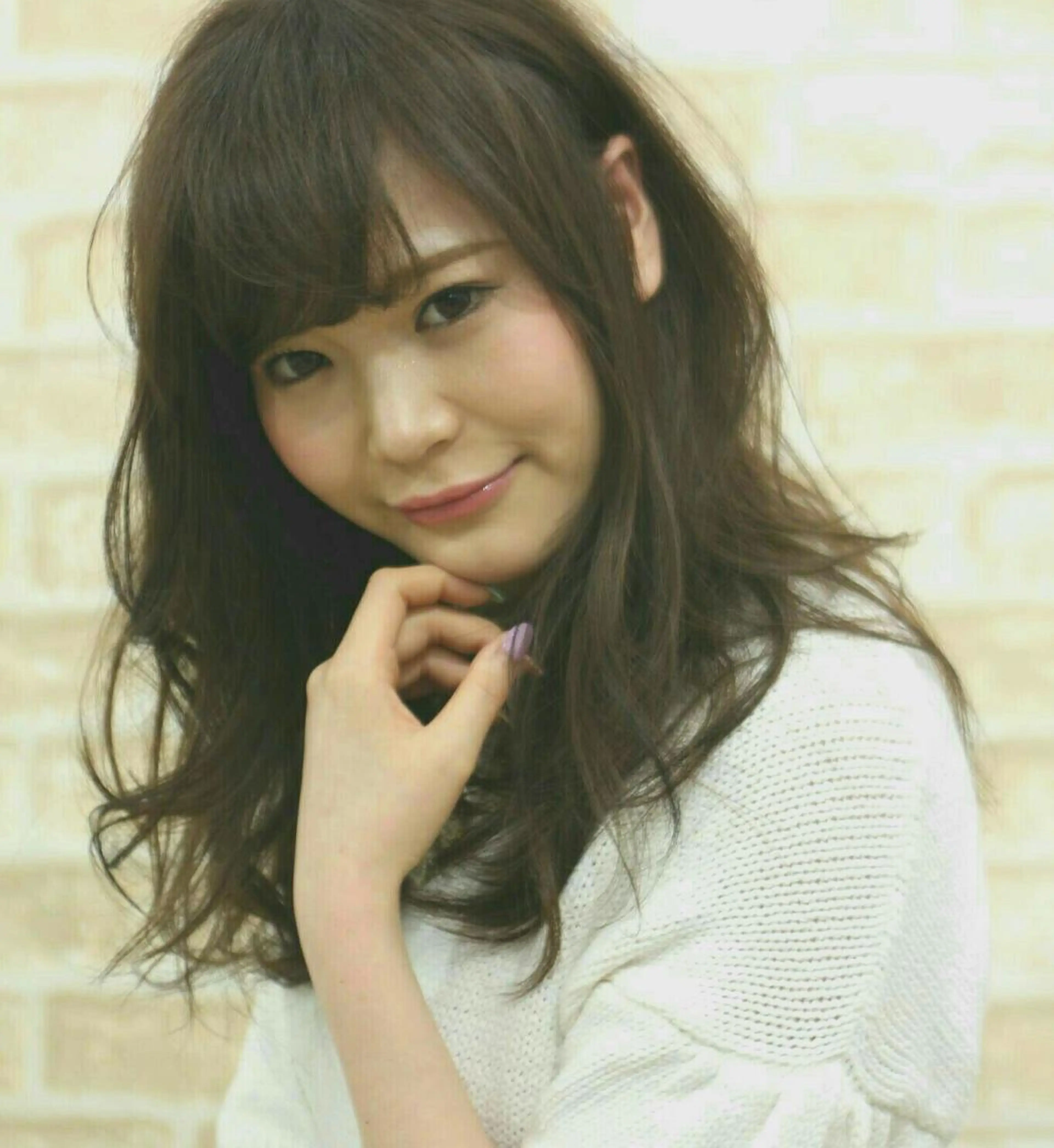 セミロング カラー パーマ 岩出 俊のヘアスタイル