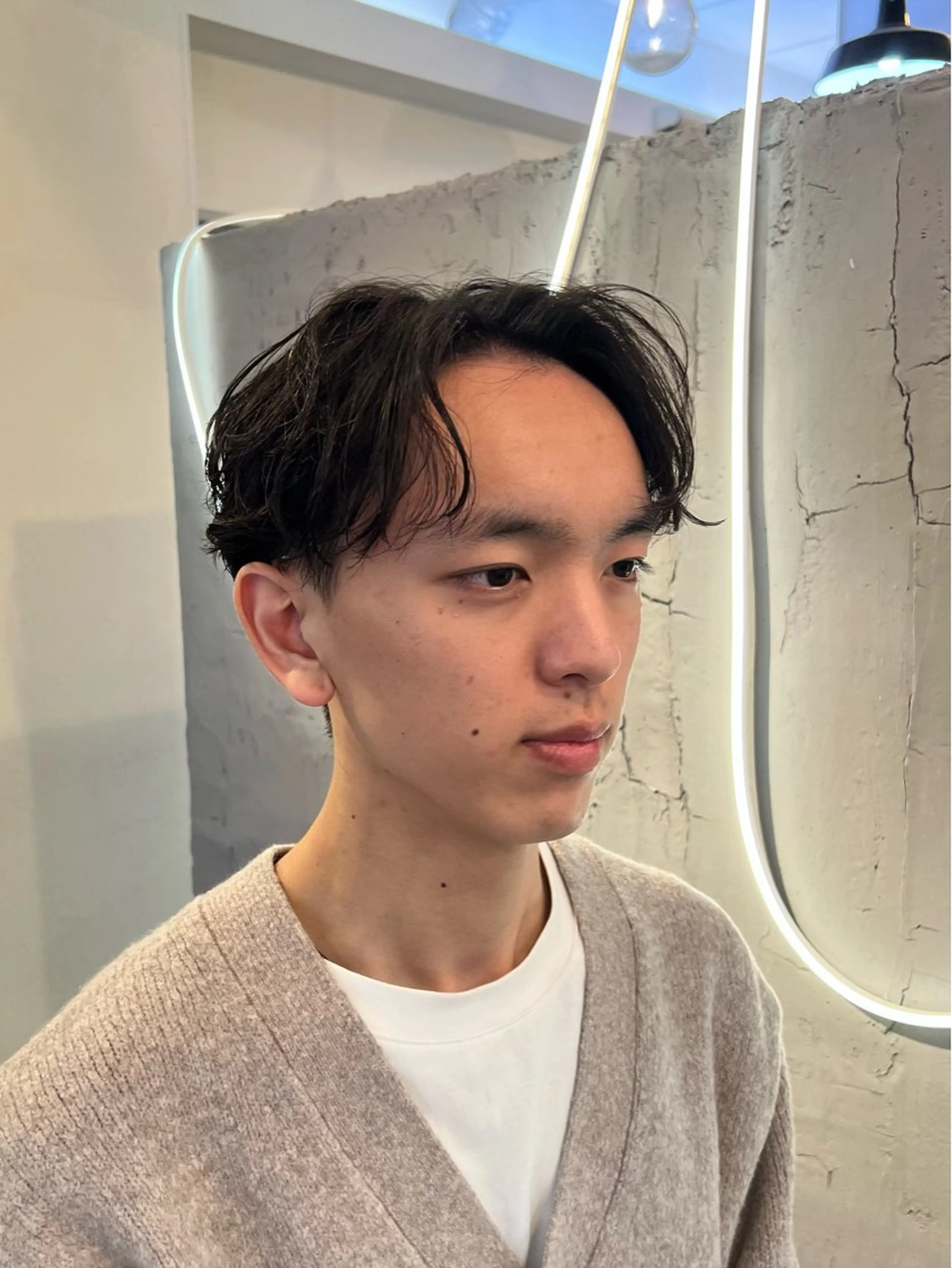 パーマ メンズ センターパート マッシュ メンズパーマ カット パーマ いぐちしょうた🫧 VISAGEbaskのヘアスタイル