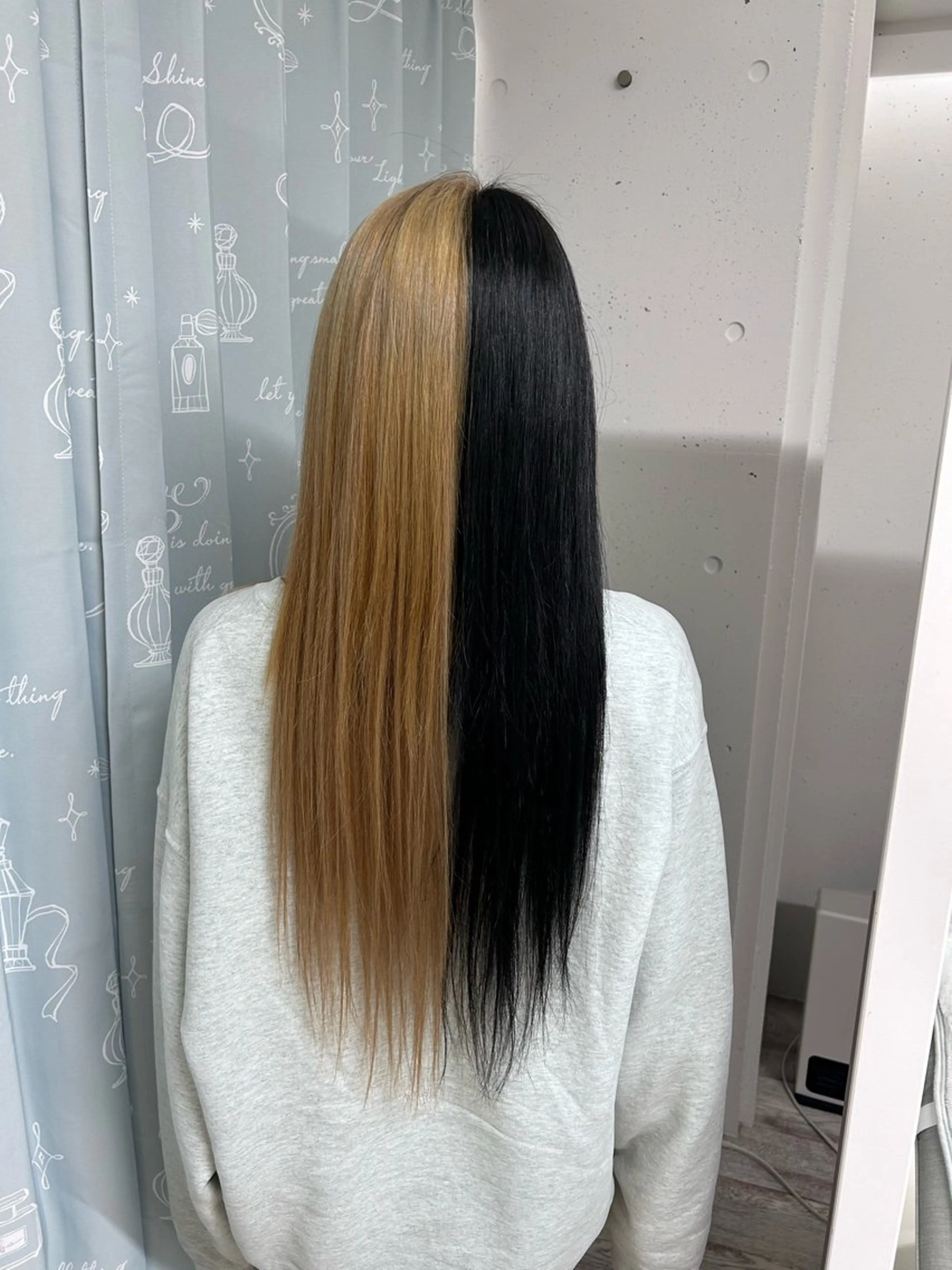 ロング カラー シールエクステ ベージュカラー ブリーチ エクステ ミルミー美容室所属・🦄💒💓齎藤 七海子🦄💒💓のマツエク・マツパデザイン