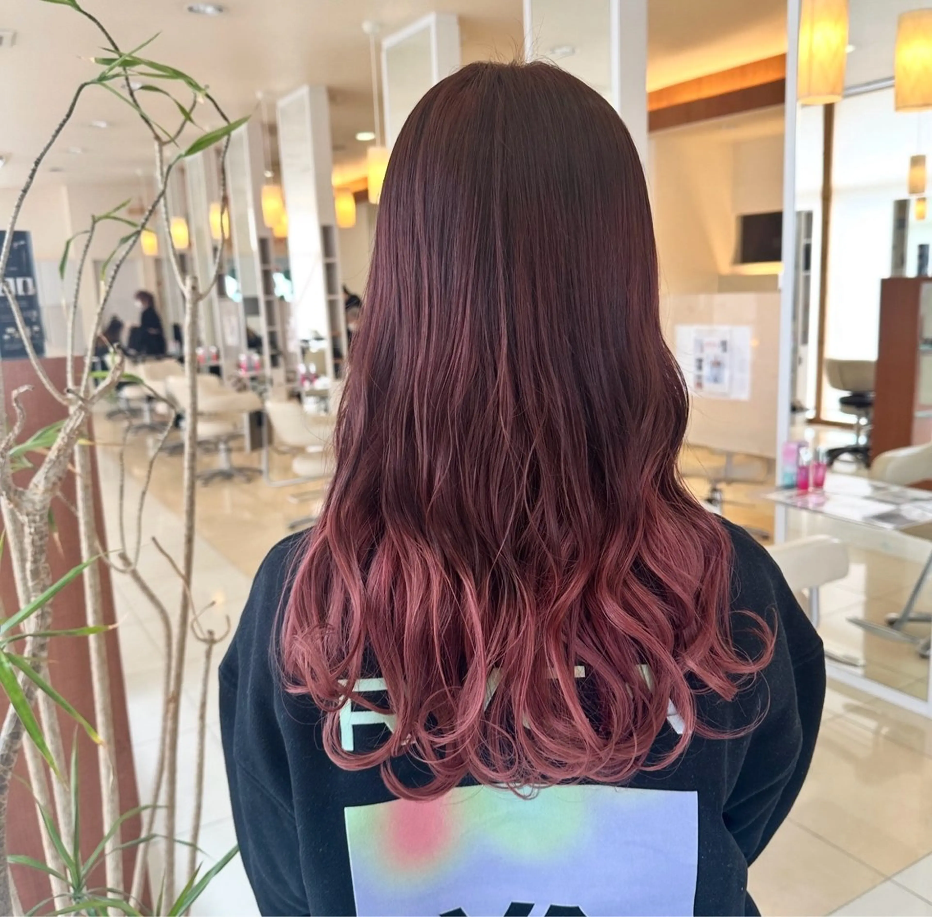 カラー 🎀艶カラー🎀 大林未侑のヘアスタイル