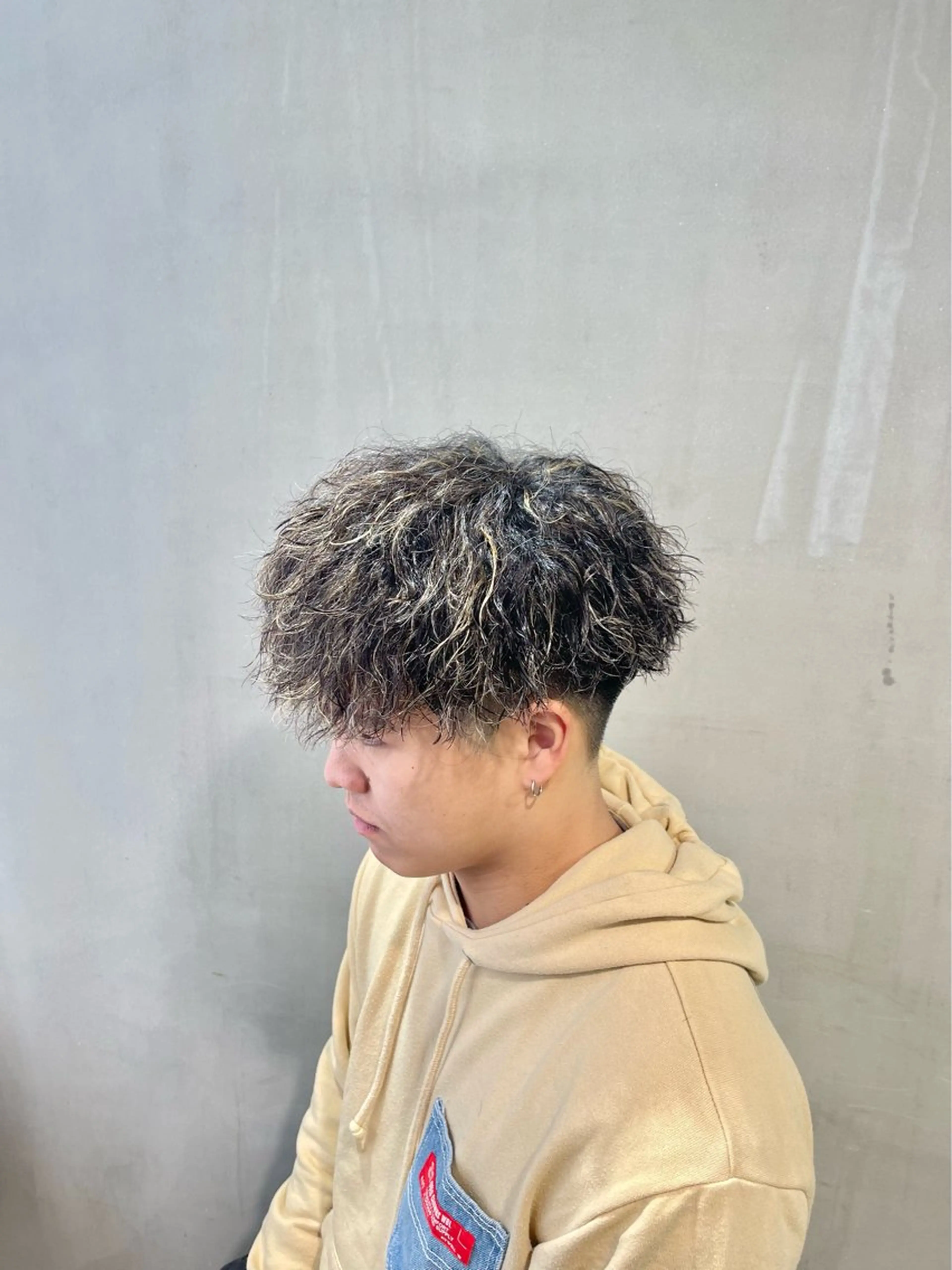 【クルクルさせすぎたくない方にオススメ】 メンズカット+ツイストスパイラルパーマの写真