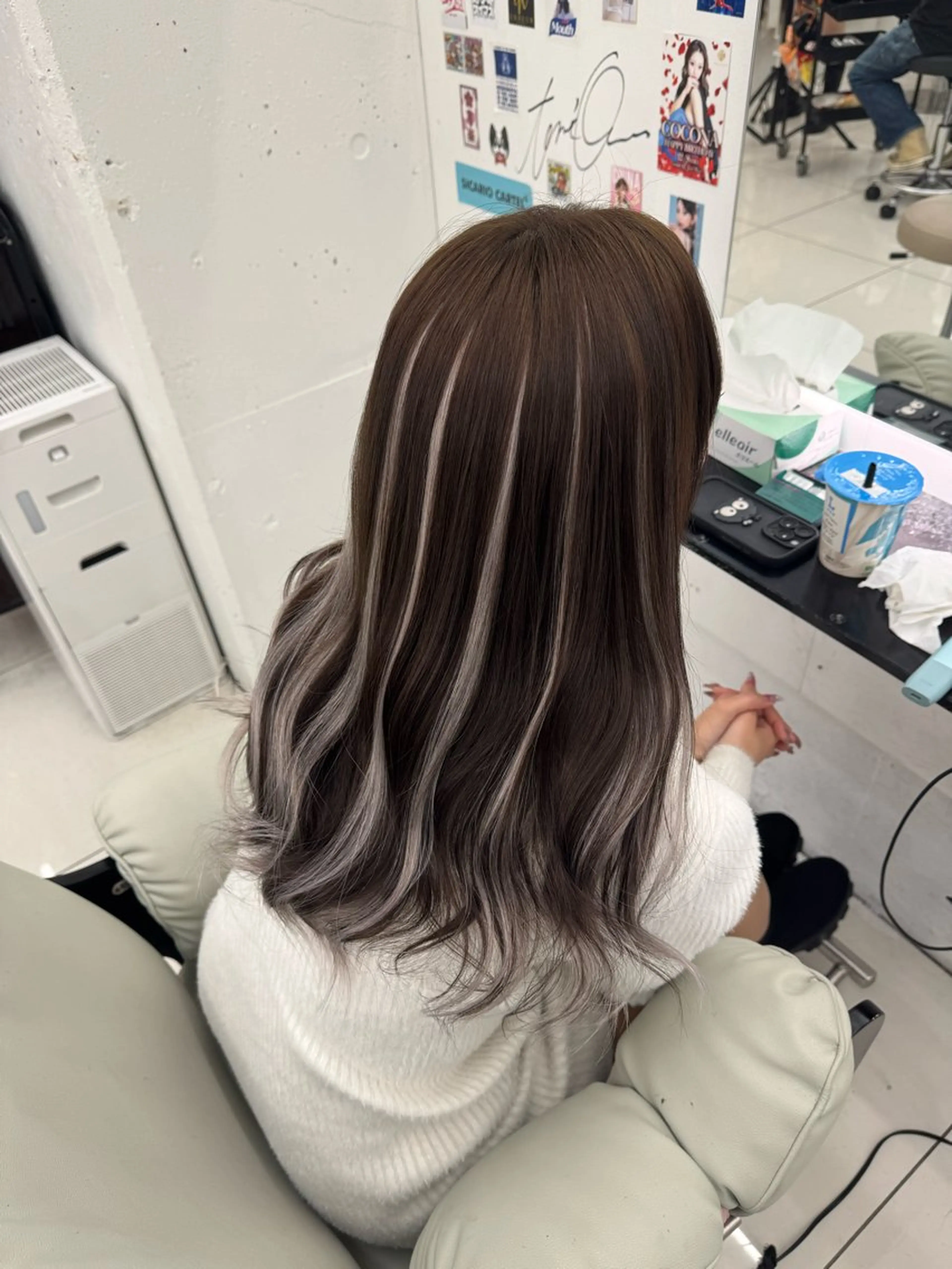 セミロング エクステ ハイライト Nene カットモデル募集中のヘアスタイル