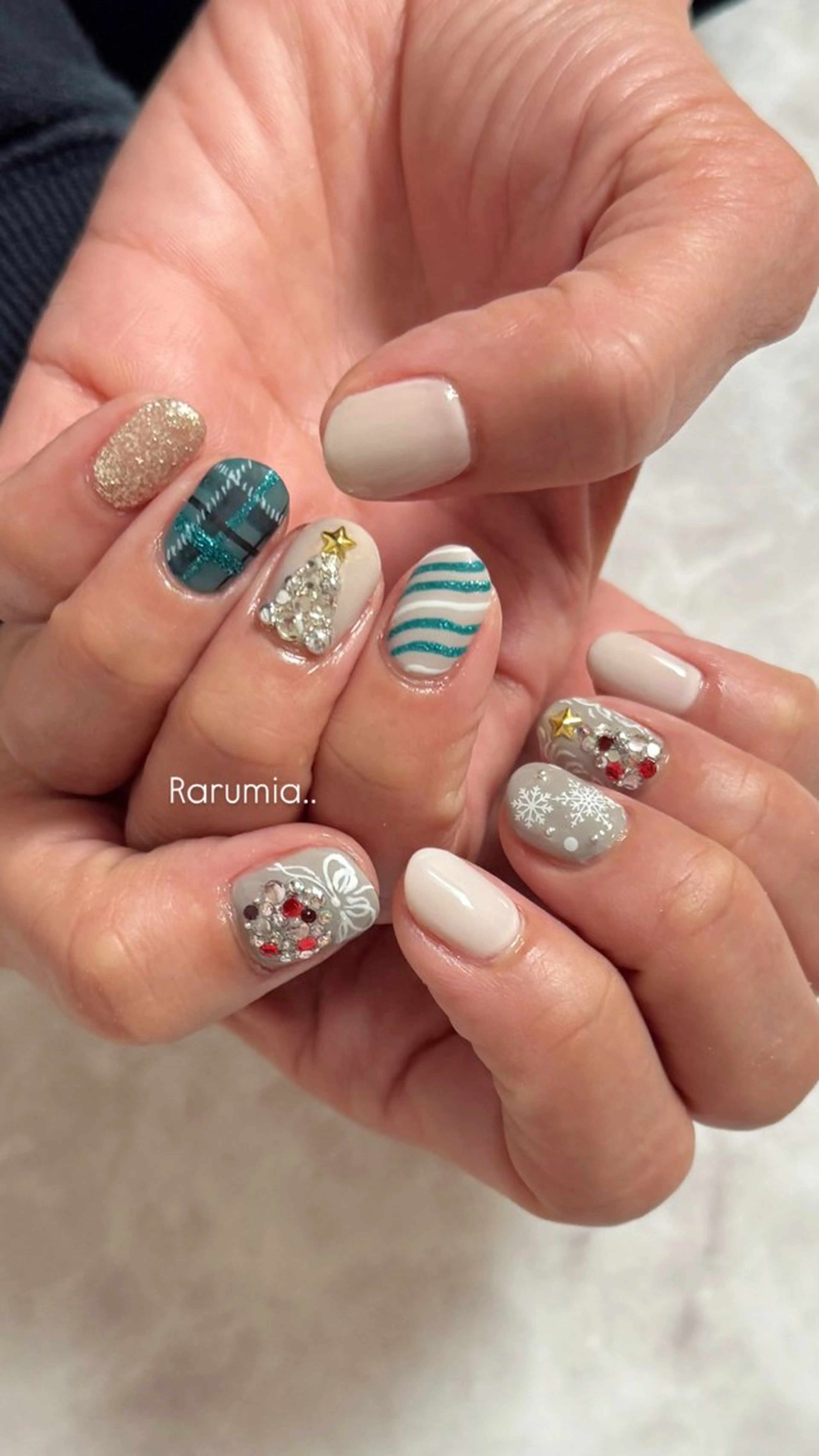 ネイル 空きは直接 お問い合わせ下さいのネイルデザイン