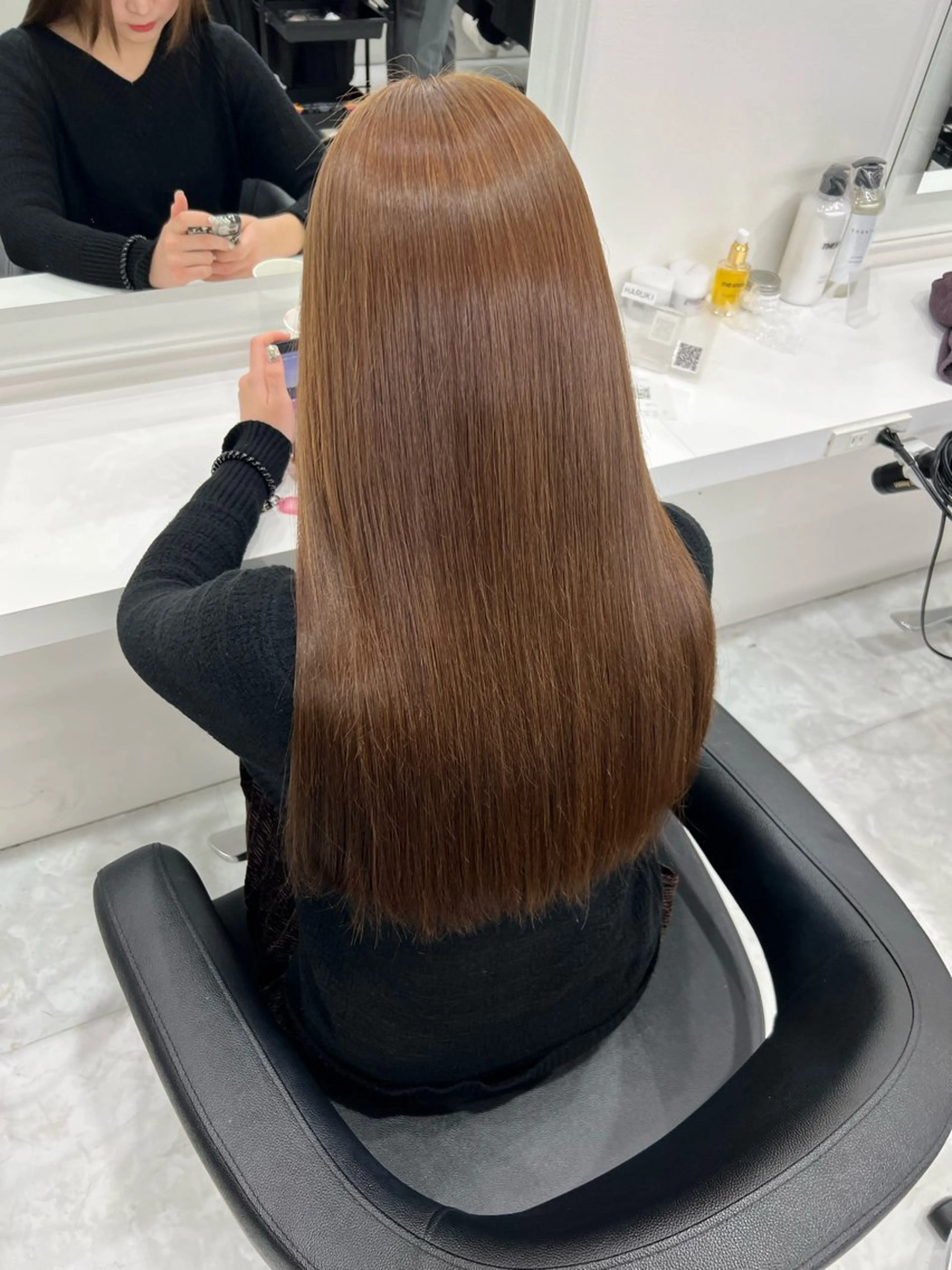 ロング カラー オリーブカラー🫒 レイヤーカット✂︎のヘアスタイル