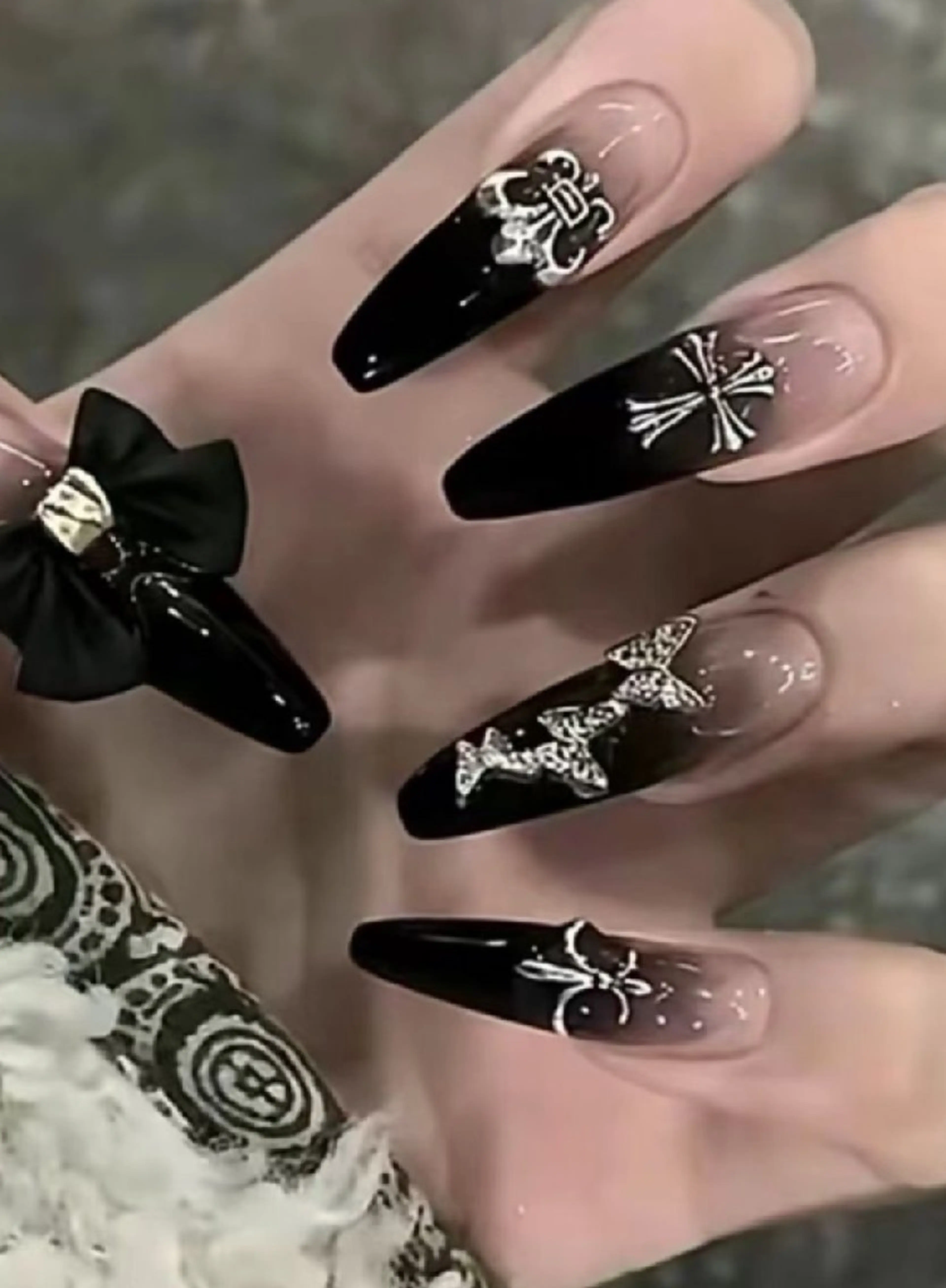 ネイル ハンドネイル ハンドケア パラジェル＆フィルイン取り扱いサロンSol Nail所属・Sol Nail ミネのネイルデザイン