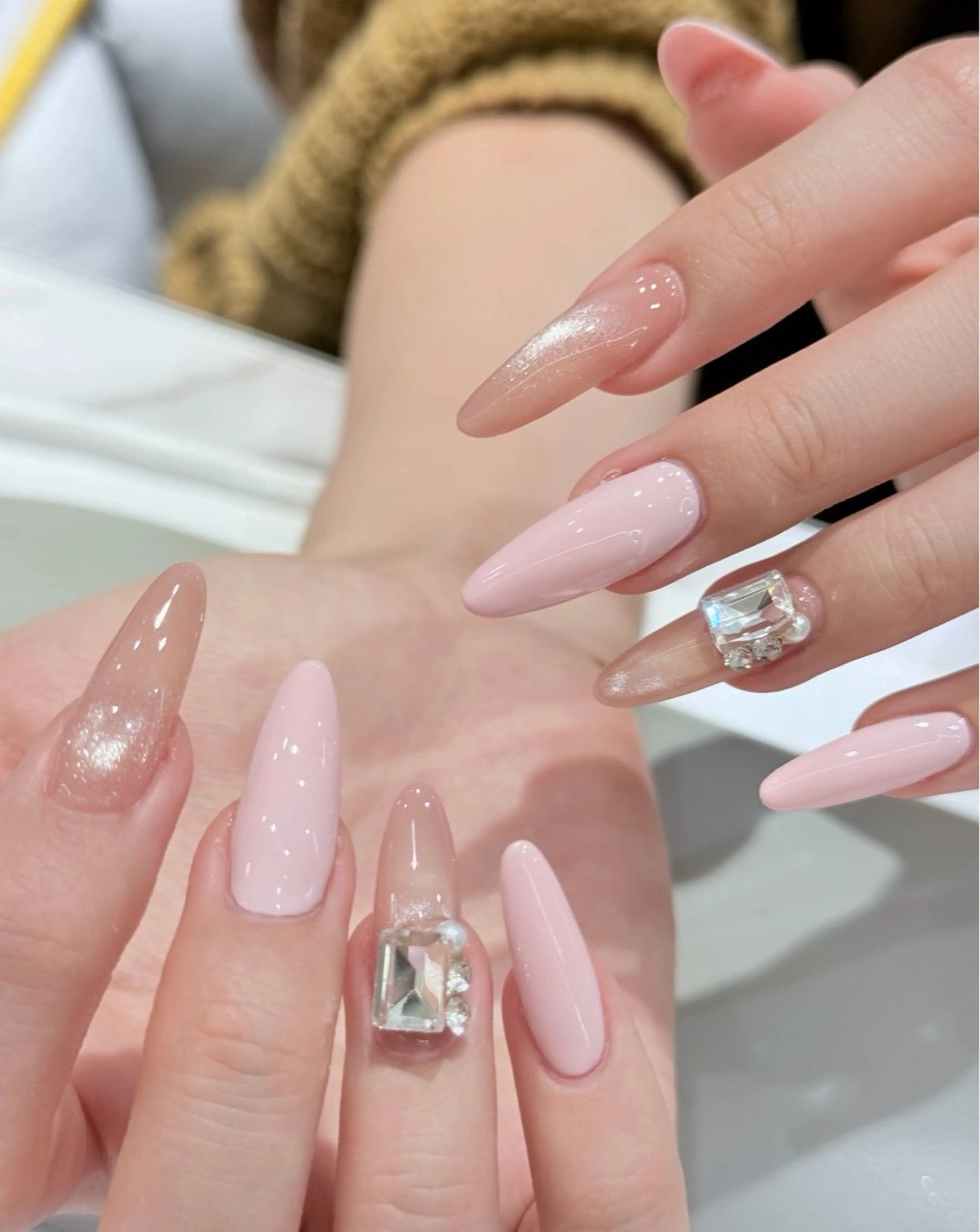 ネイル ETELUNA Nail 銀座店【パラジェル/フィルイン/チップスカルプ/マグネット/ニュアンス】所属・周 テイのネイルデザイン