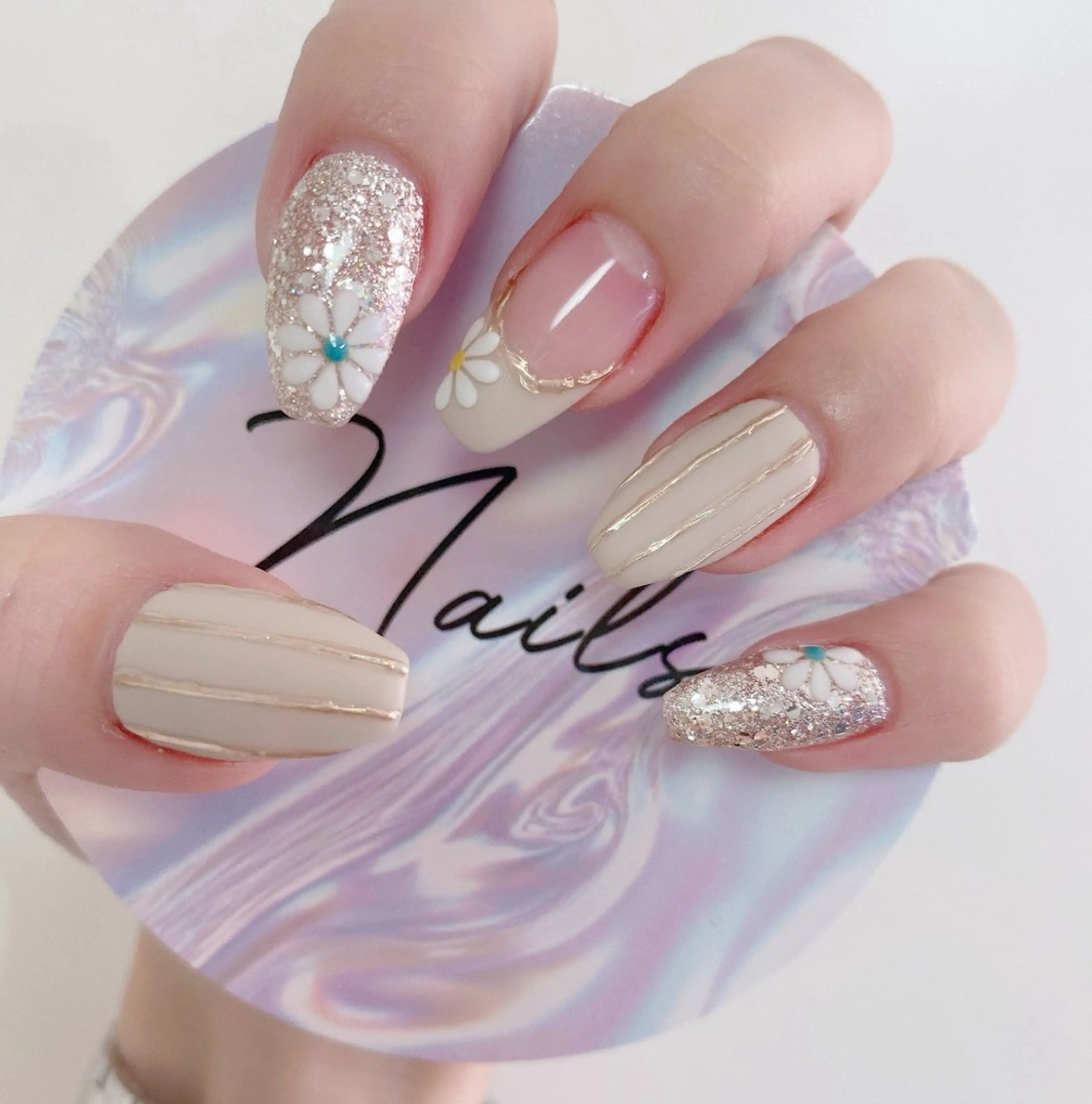 ネイル ハンドネイル B- nailのネイルデザイン