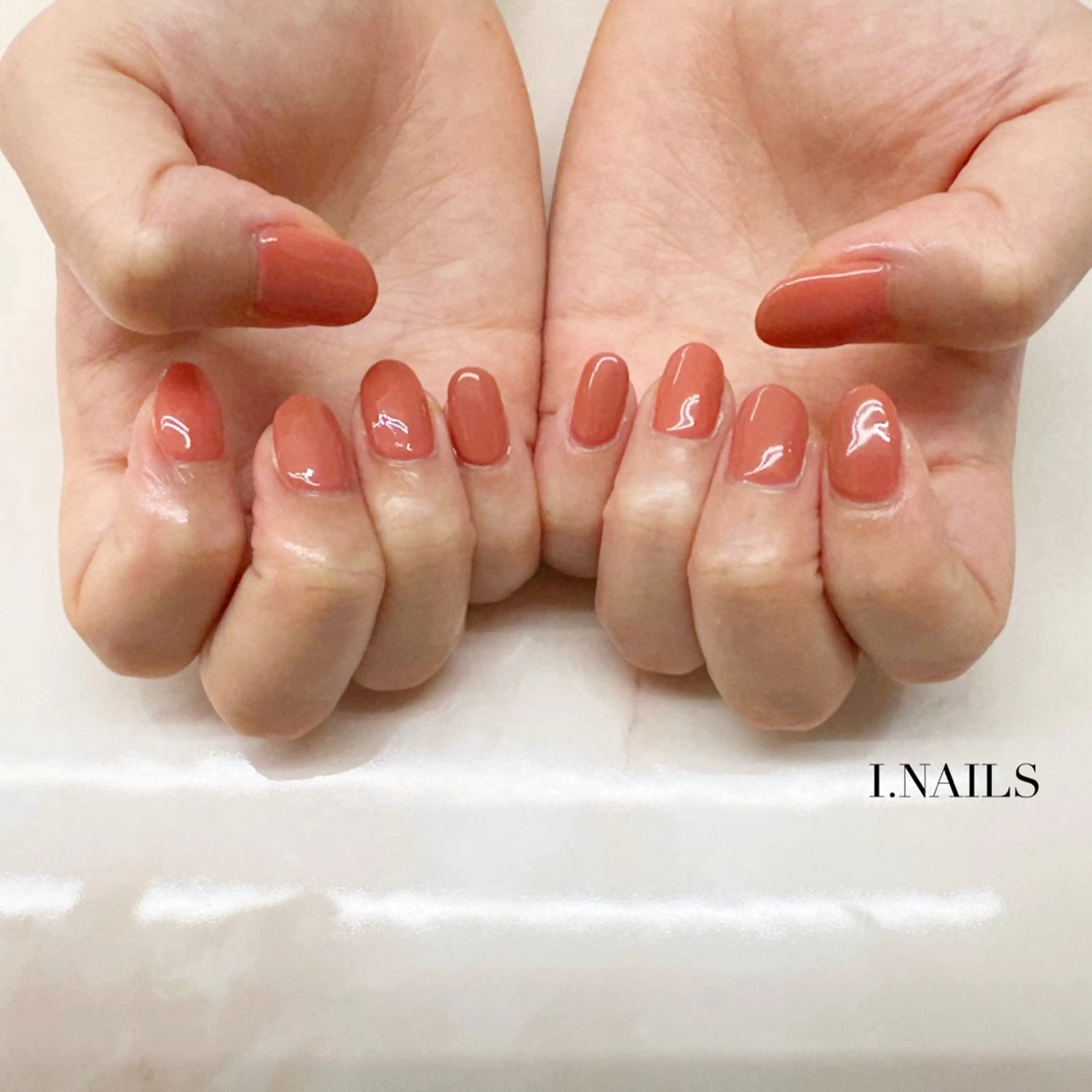 ネイル アイネイルズ所属・早川 梓のネイルデザイン