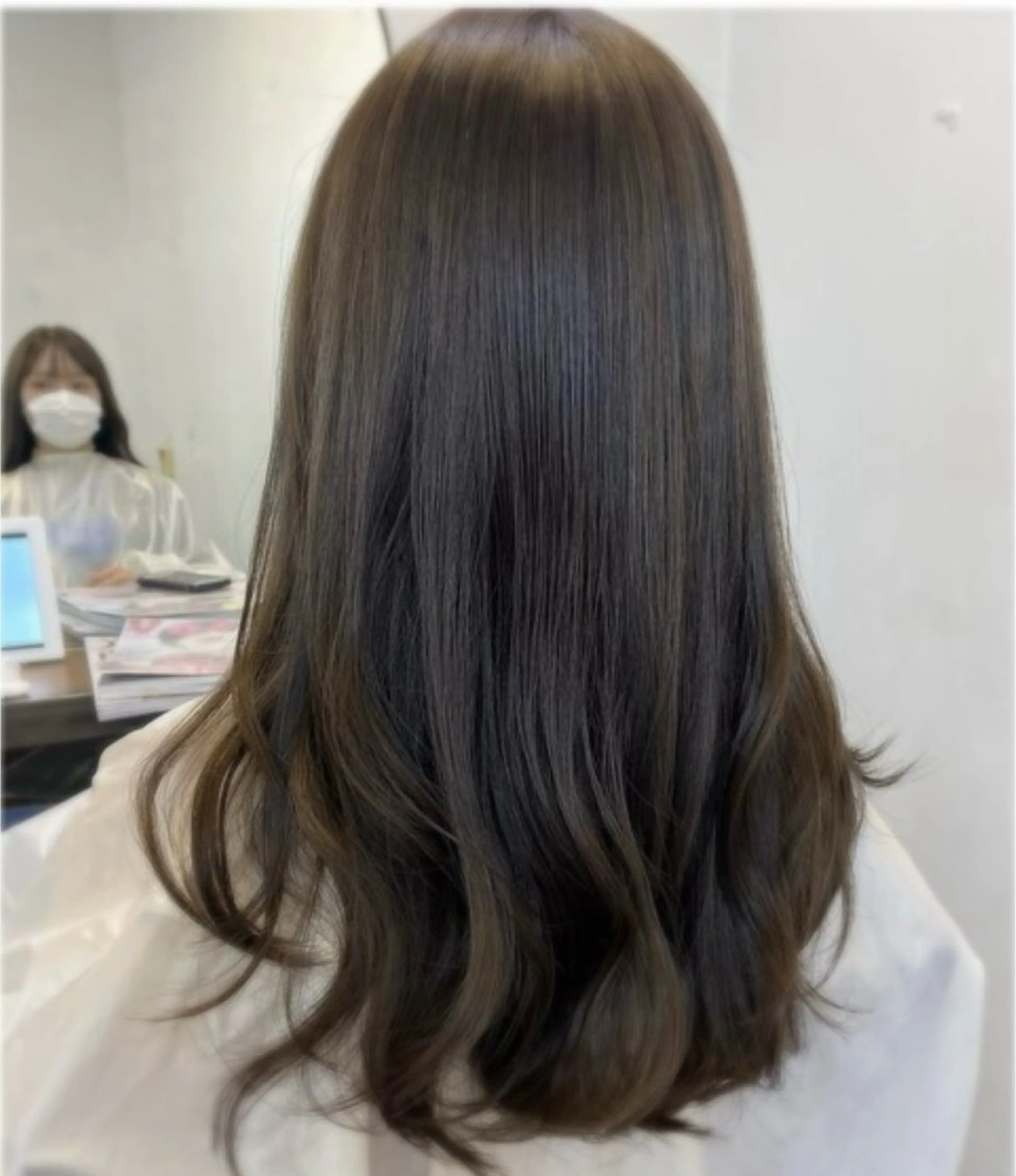 ロング カラー ベージュカラー オリーブベージュ 🥣 hashi 🛋️のヘアスタイル