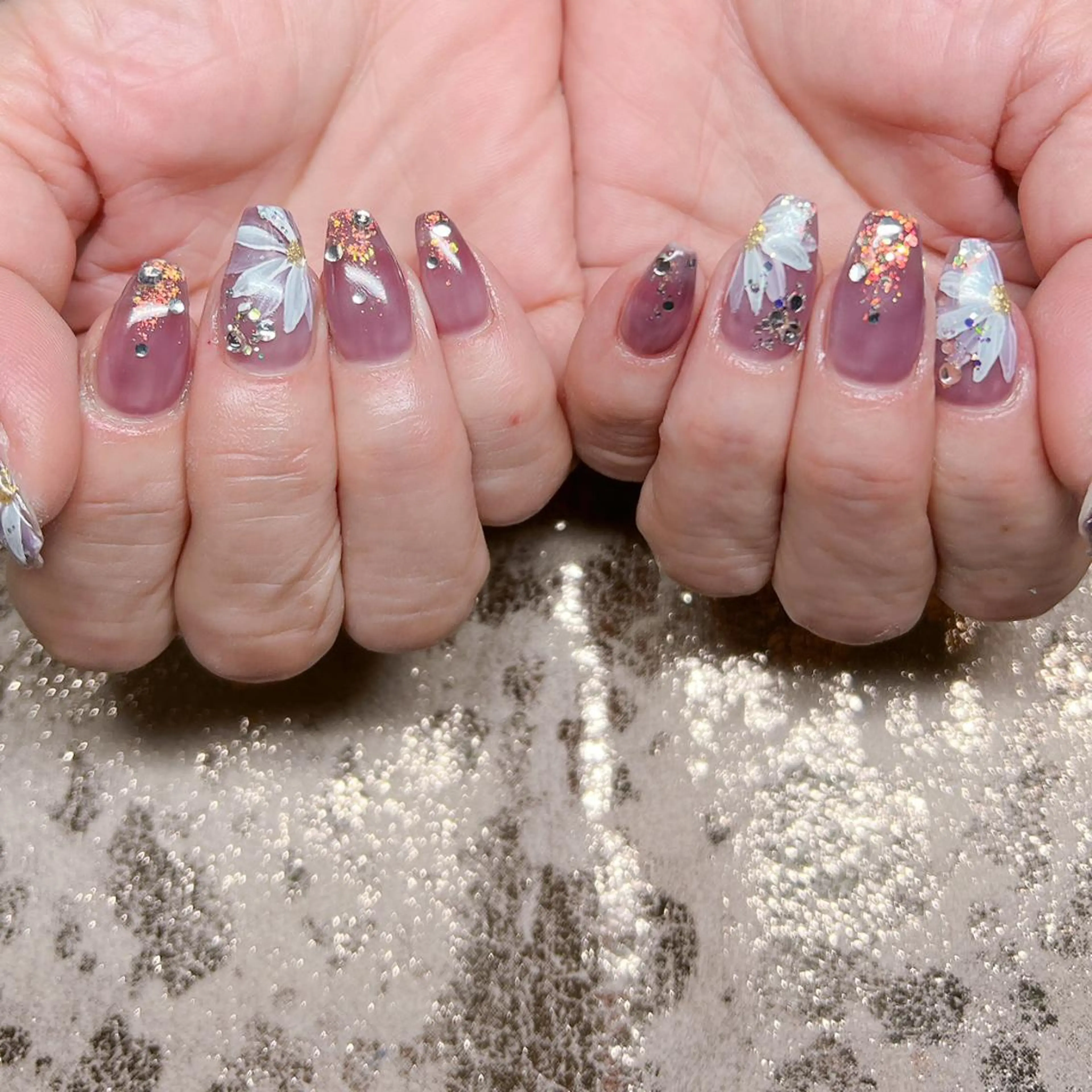 ネイル 個室ネイルサロンDolly  Girl〜ドーリーガール〜所属・DollyGirl KYOKOのネイルデザイン