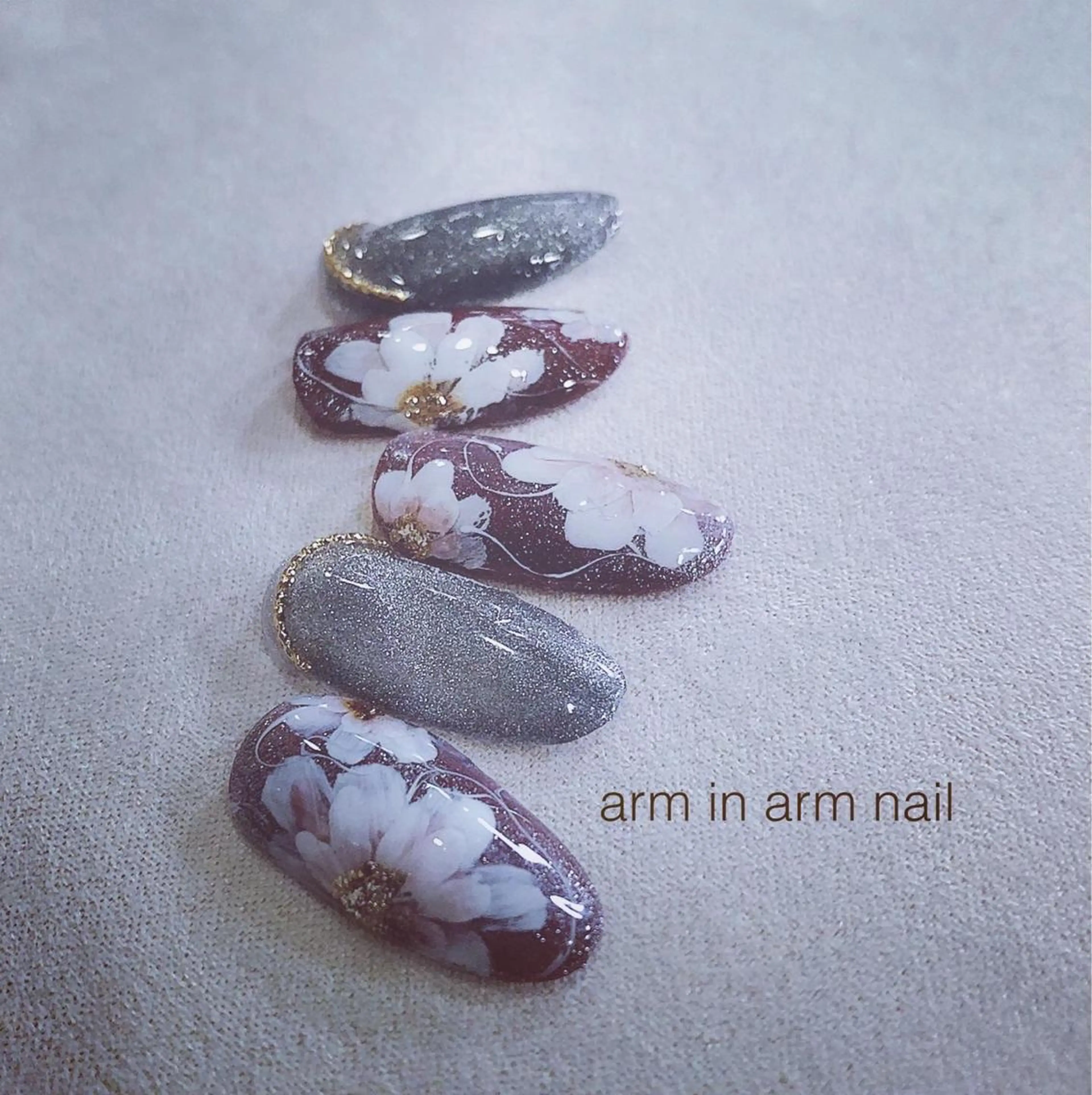 ネイル arm in arm ︎✿Yamamotoのマツエク・マツパデザイン