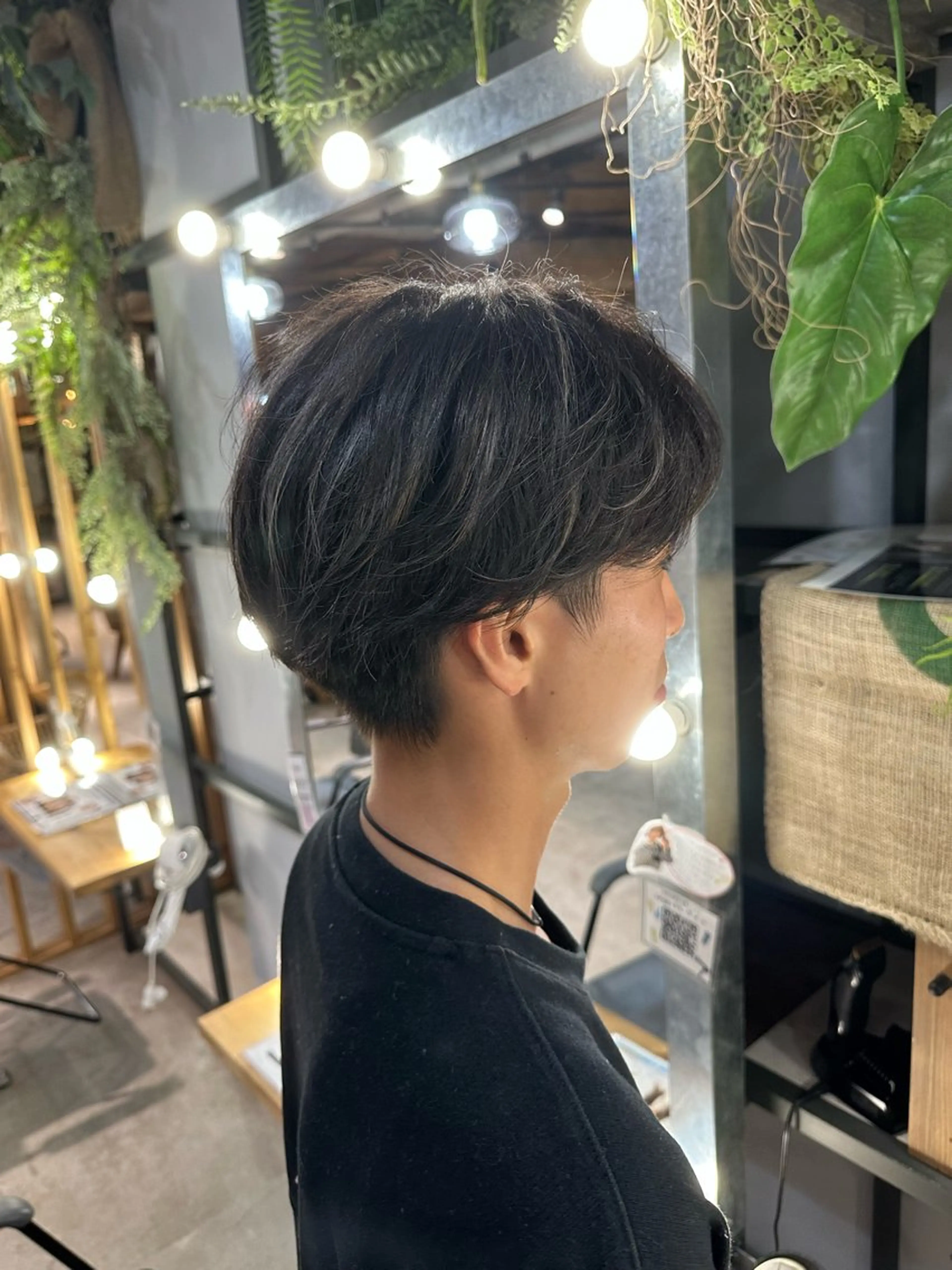 カラー パーマ メンズ メンズハイライト メンズパーマ ハイライトカラー ニュアンスパーマ 溜 一太のヘアスタイル