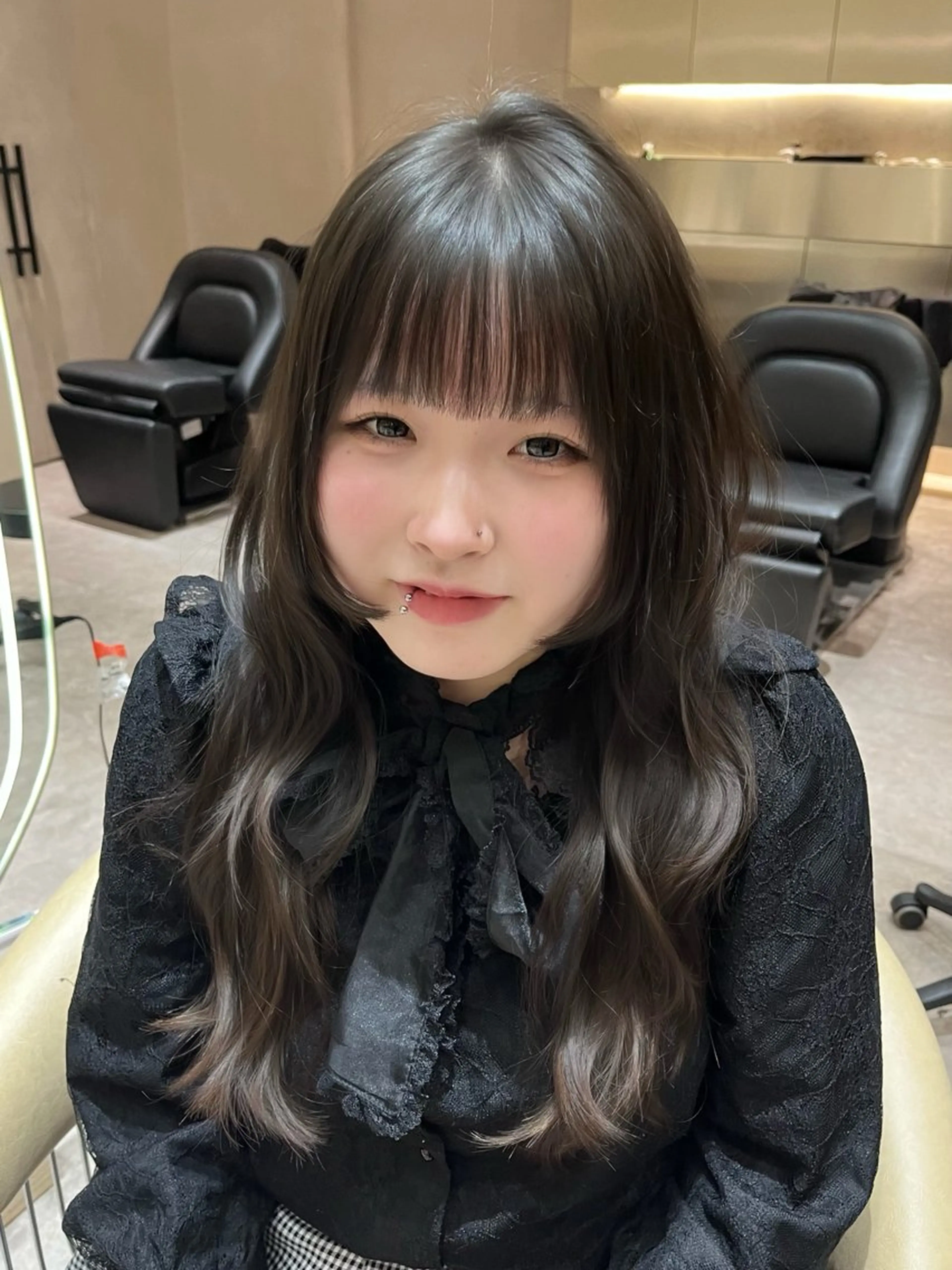 セミロング カット ヘアカラー 顔周りカット/ 透明感カラー/ユナのヘアスタイル