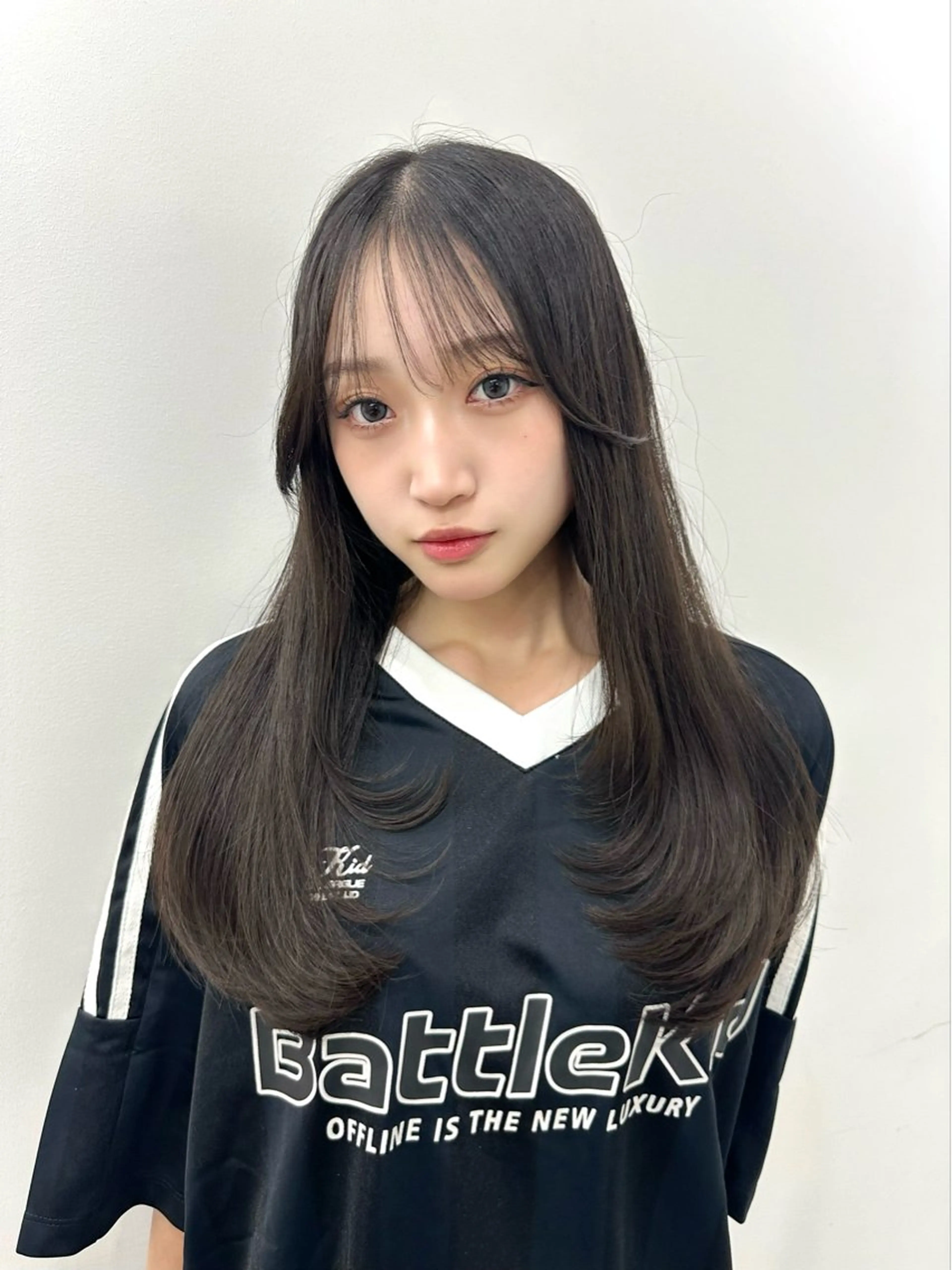 ロング カラー カット ヘアカラー トリートメント 艶髪レイヤー顔周り グレージュ添田晃基のヘアスタイル