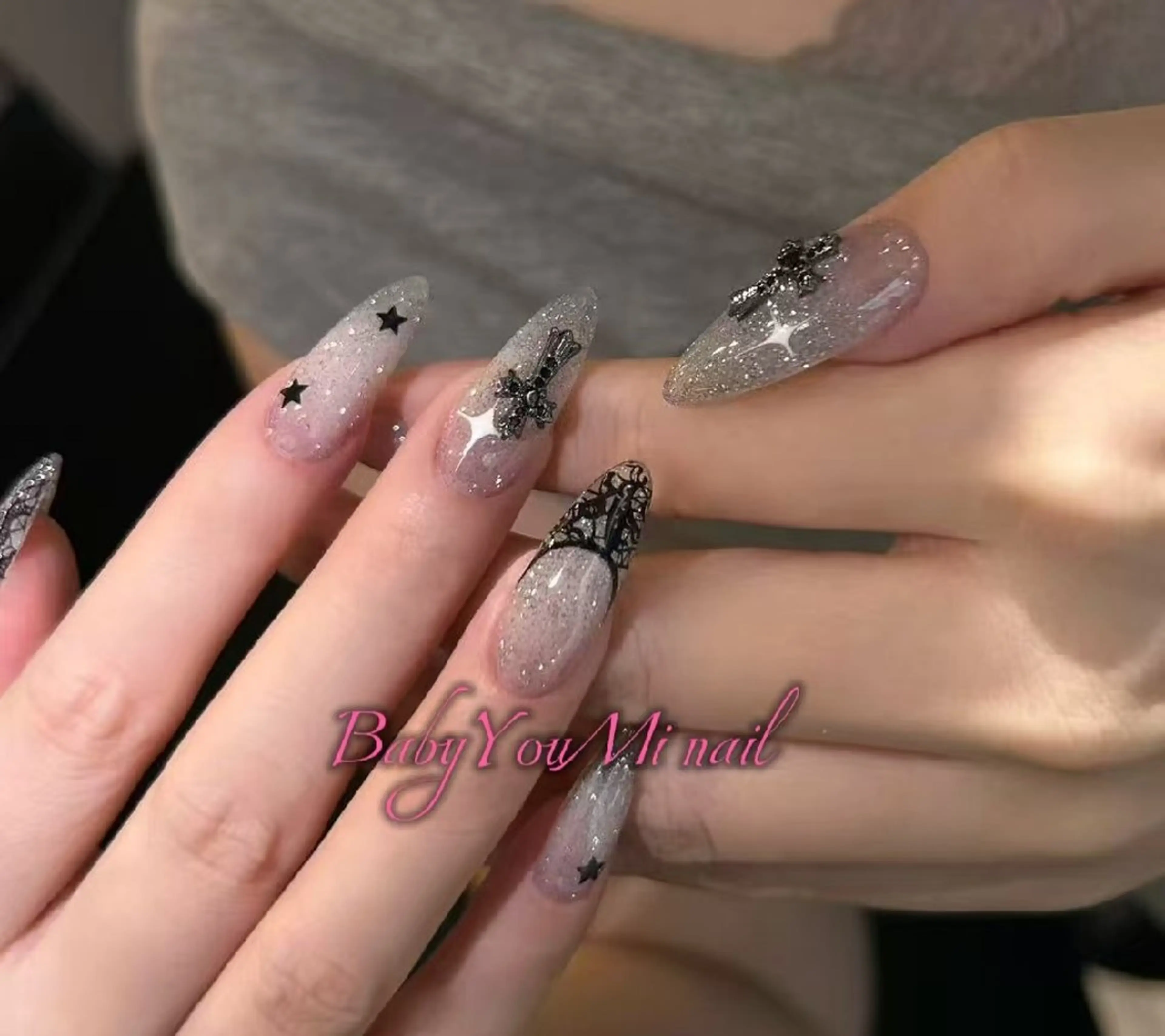 ネイル オーロラネイル フラワーネイル フットネイル フレンチネイル ジェルネイル ハンドネイル Oomiya 服部のネイルデザイン