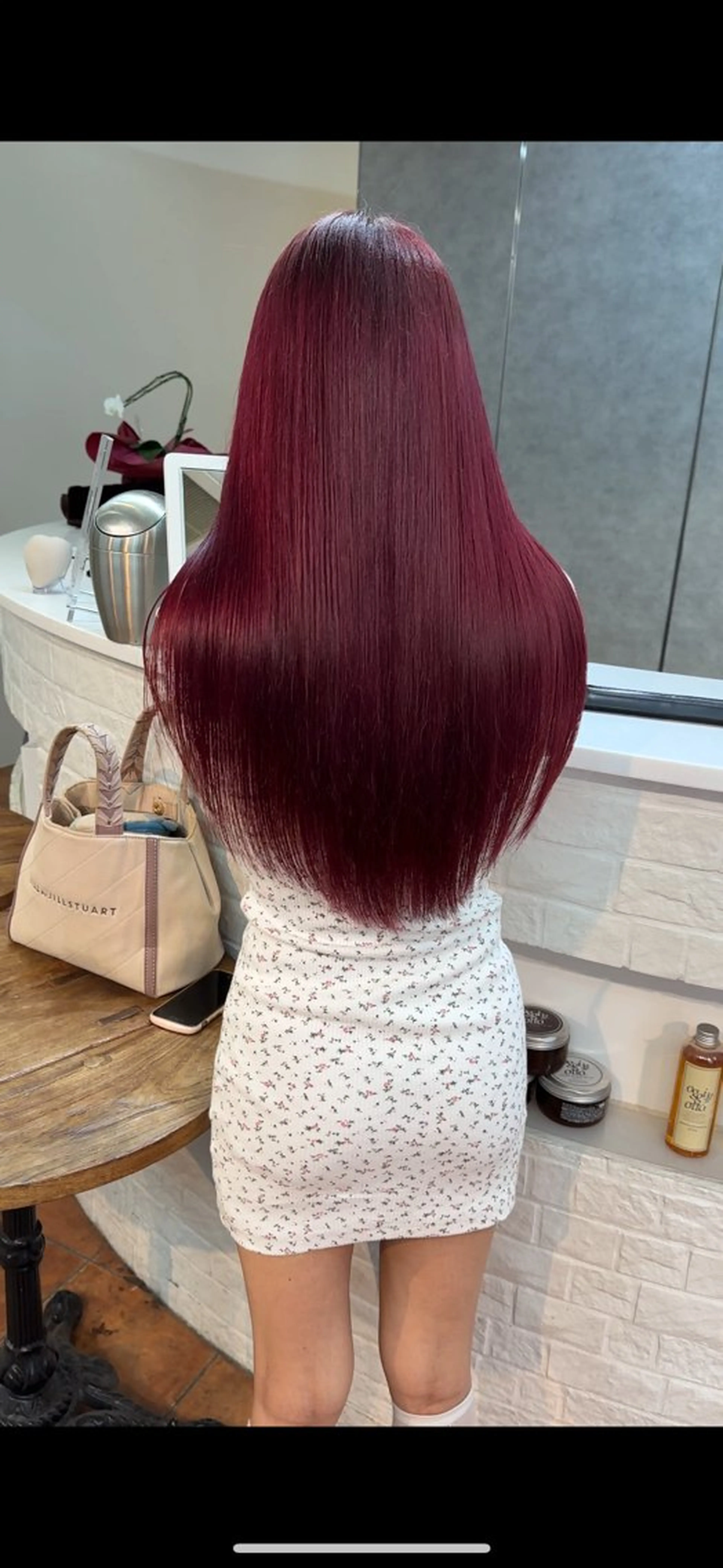 ロング JEWIL SHIBUYAのヘアスタイル