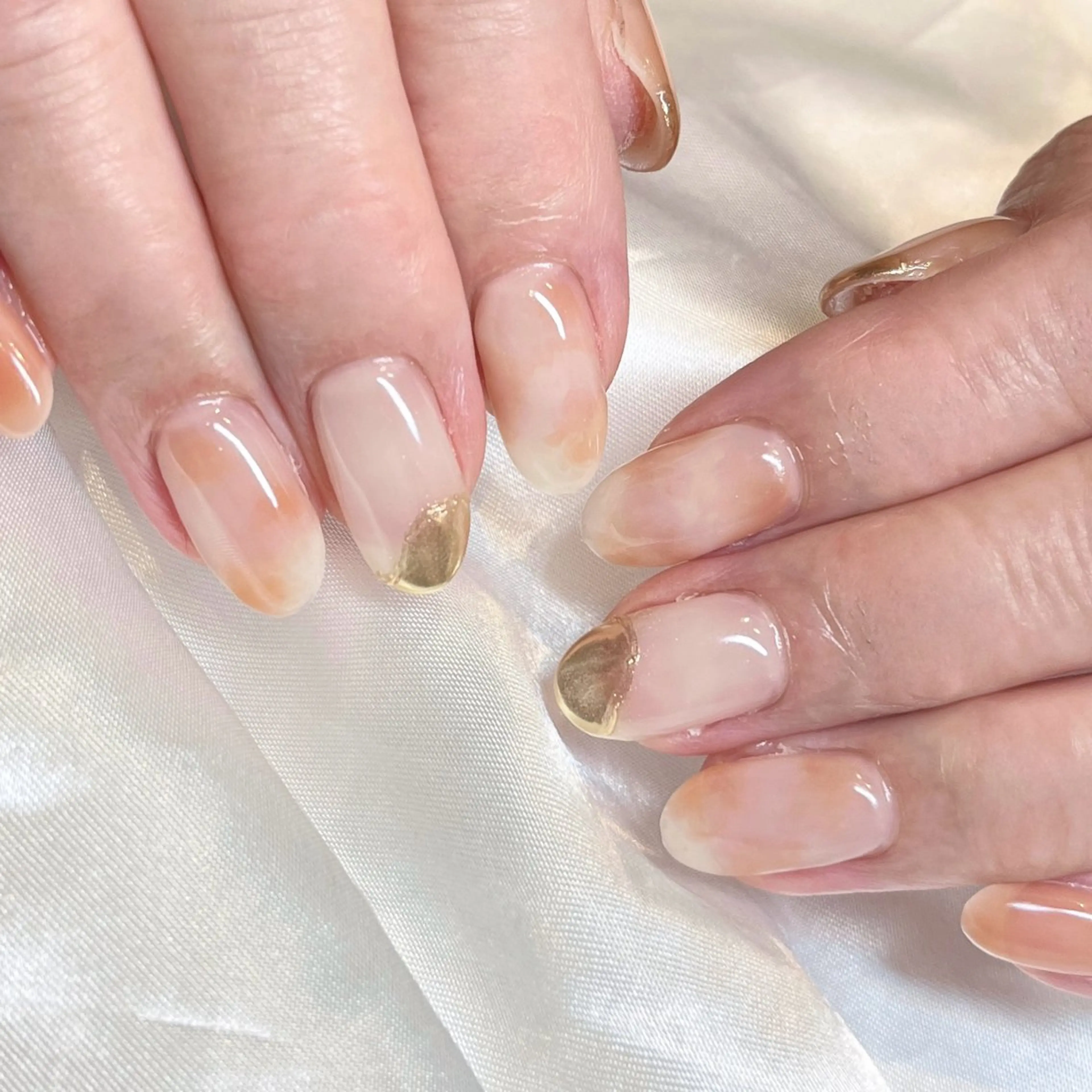 ネイル アートネイル ゴールド ミラーネイル ニュアンスネイル オフィスネイル ハンドネイル aitas | nanamiのネイルデザイン