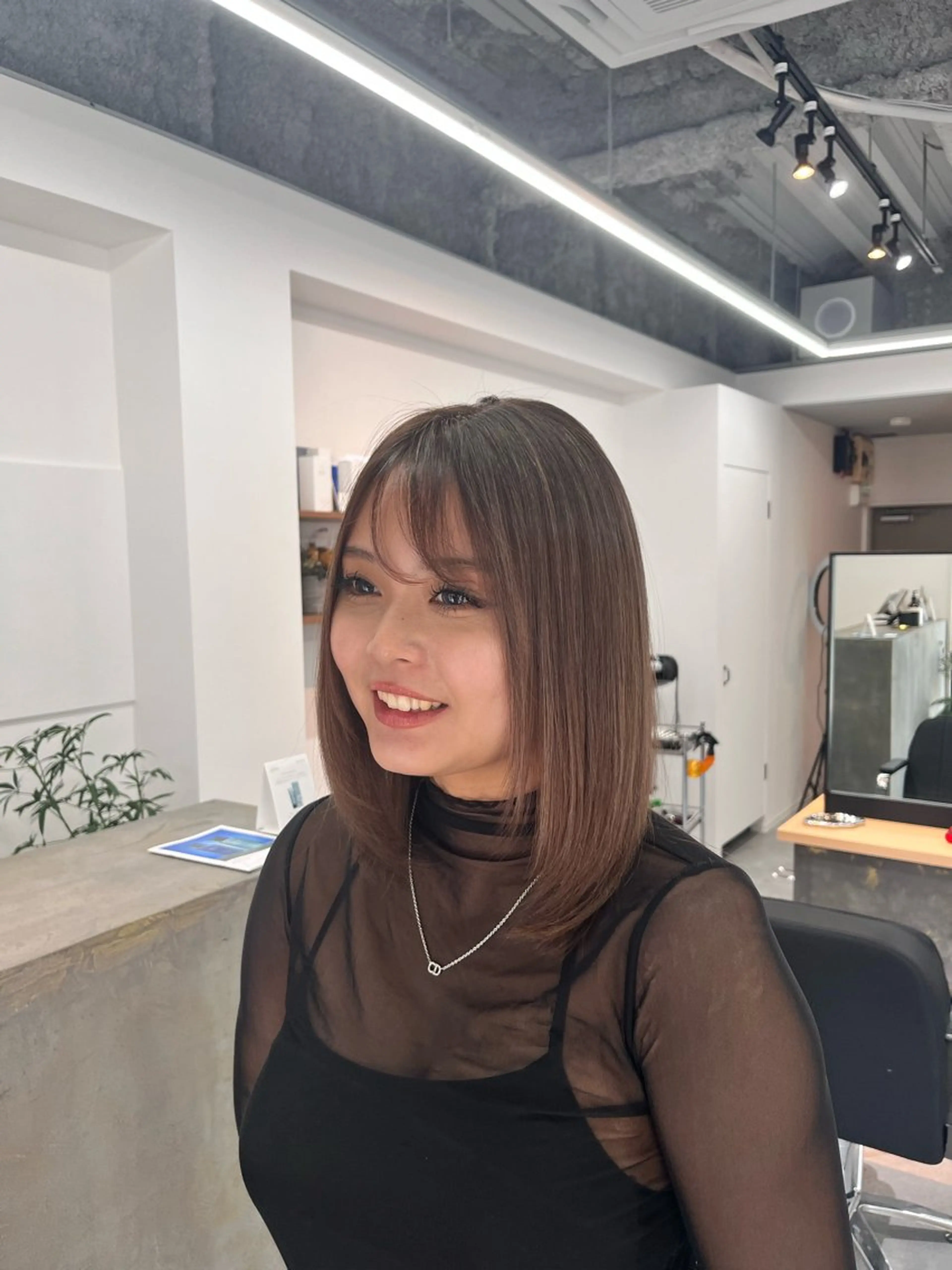 【前髪だけ気になる方に】前髪カット、顔まわりカット👩🏼+フルカラー🌈の写真