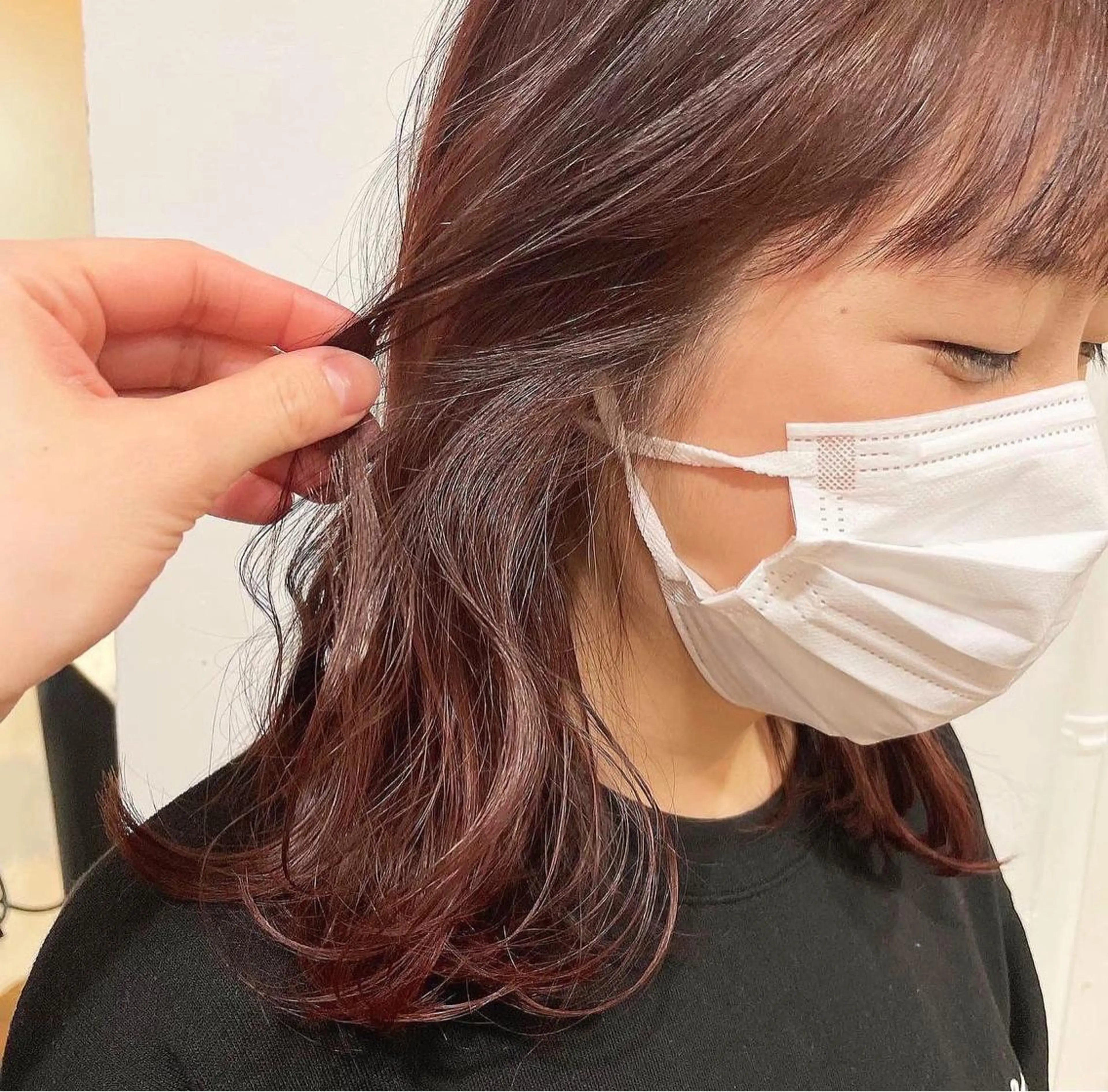 ミディアム カラー ブリーチ ブリーチなしカラー カット ヘアカラー ブリーチなしで透け感 暖色カラーボブaoiのヘアスタイル