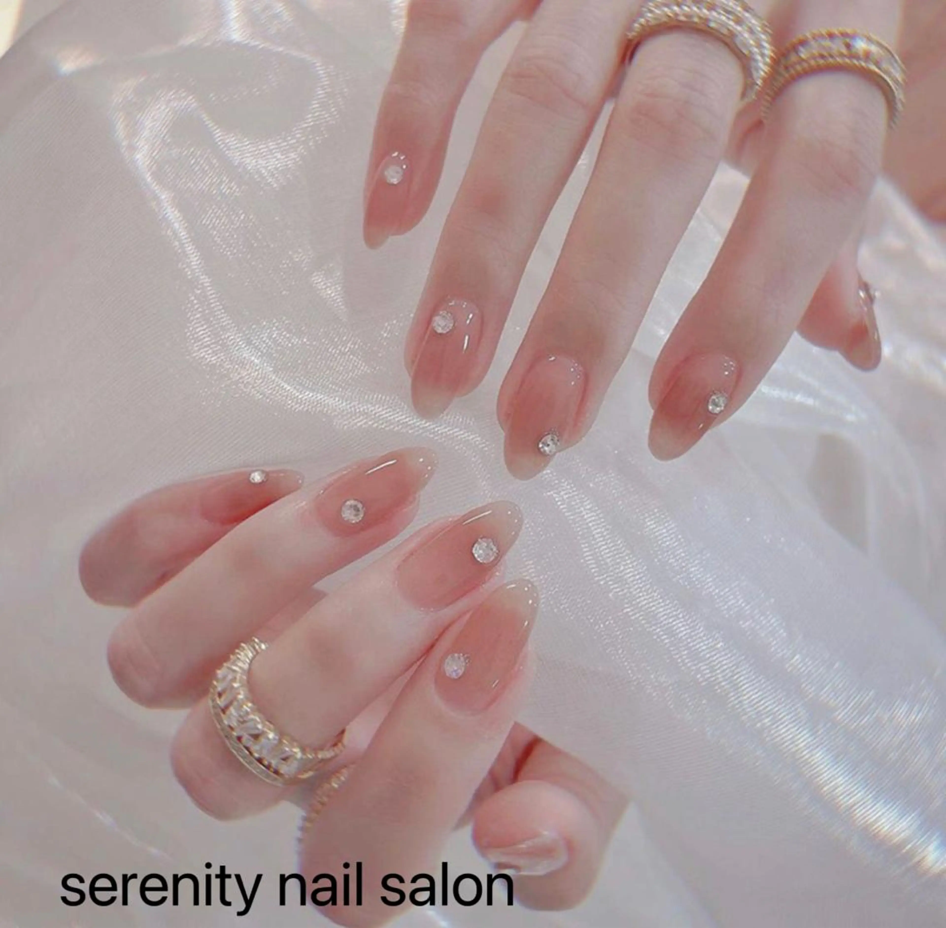 ネイル ハンドネイル ハンドケア ✨Serenity Nail salonのネイルデザイン