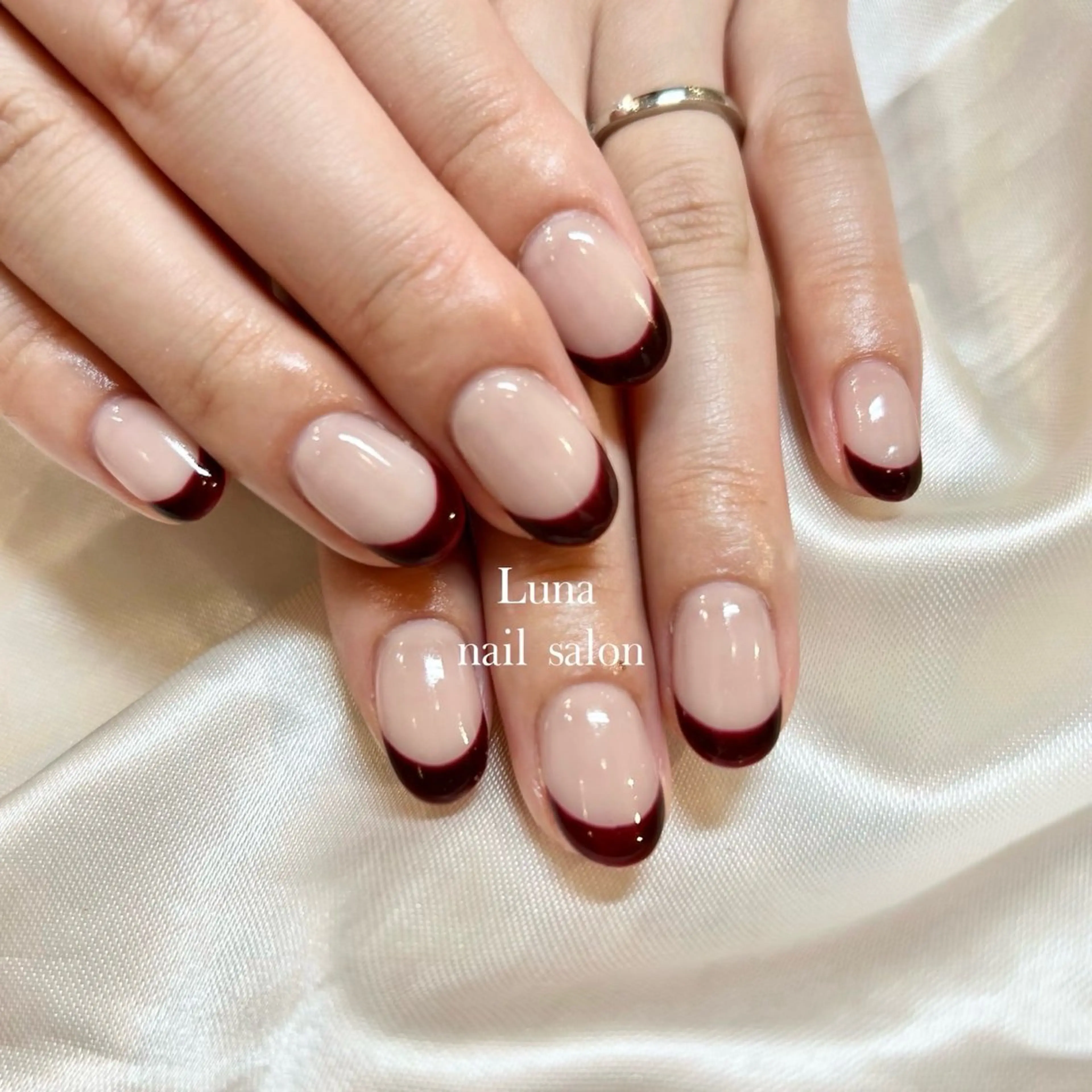 ネイル Silver Lunaのネイルデザイン