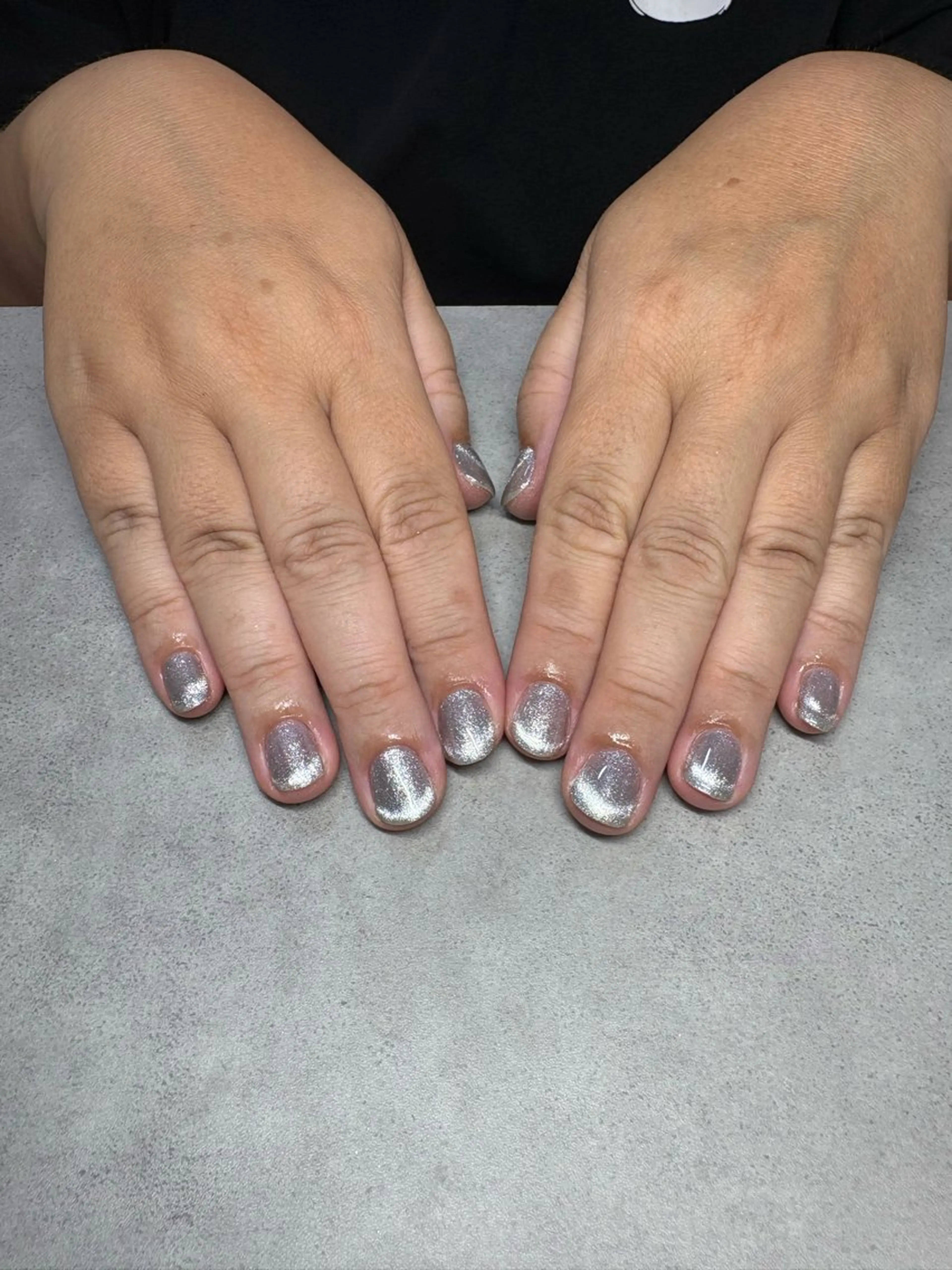 ネイル 三輪 彩美春のネイルデザイン