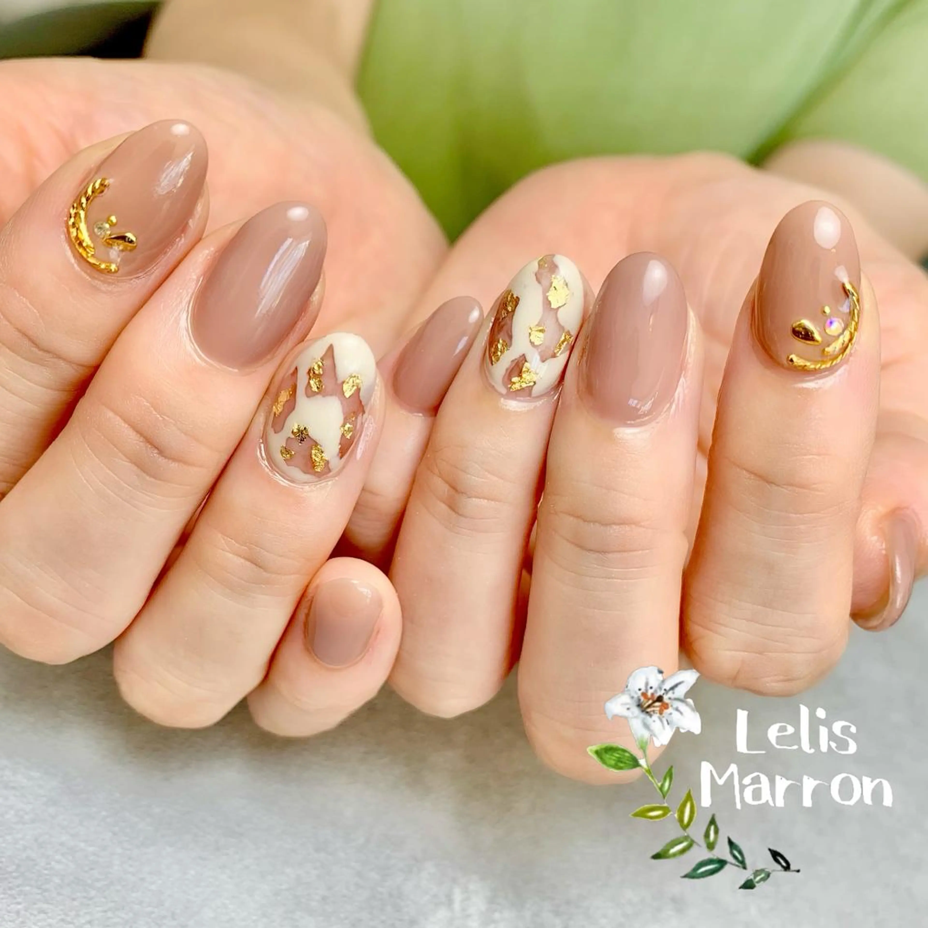 ネイル アニマル柄 アートネイル べっ甲ネイル ブラウン ニュアンスネイル ハンドネイル Lelis Marron所属・岸 侑李のネイルデザイン