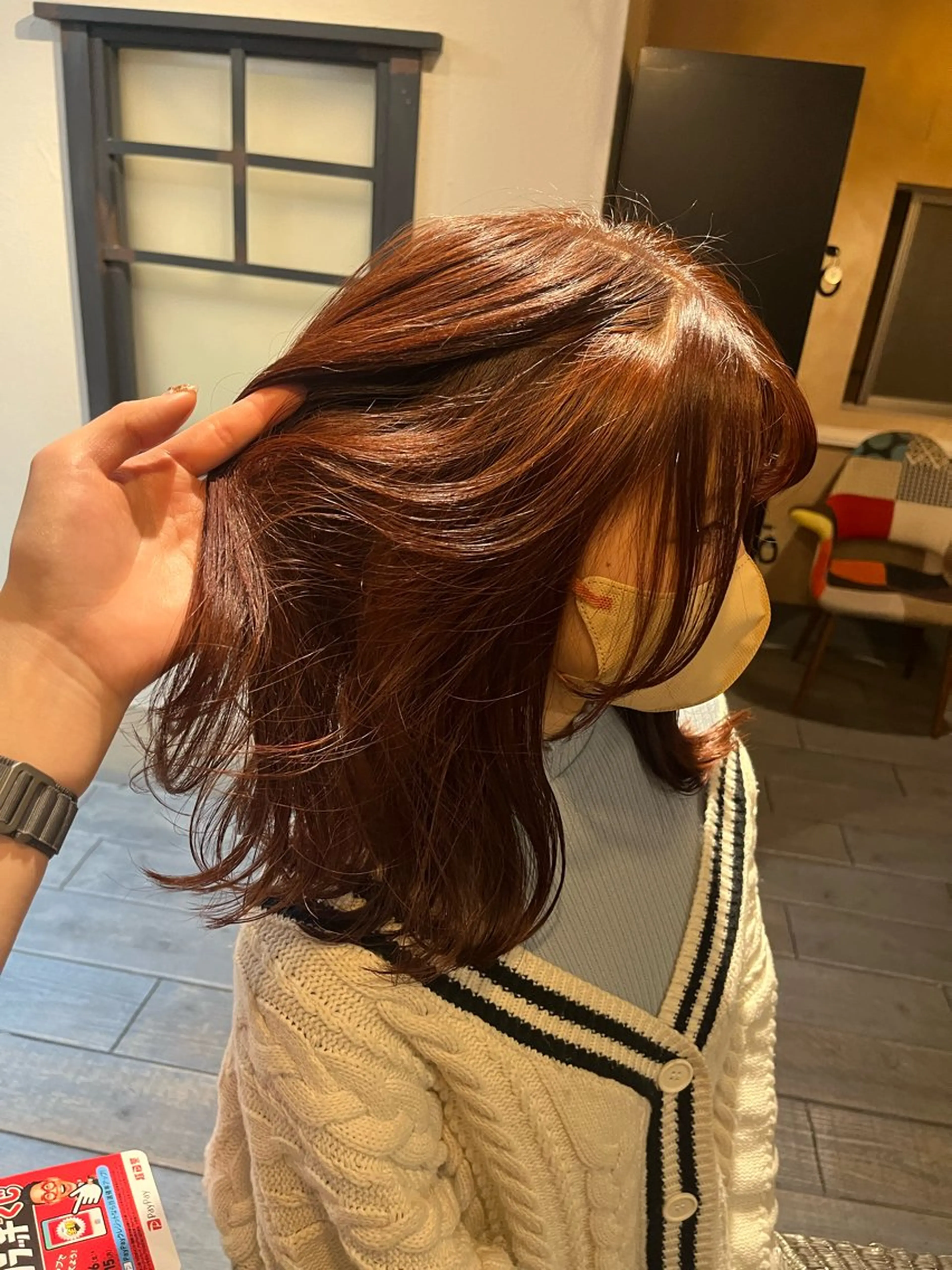 ミディアム 柳生 美穂のヘアスタイル