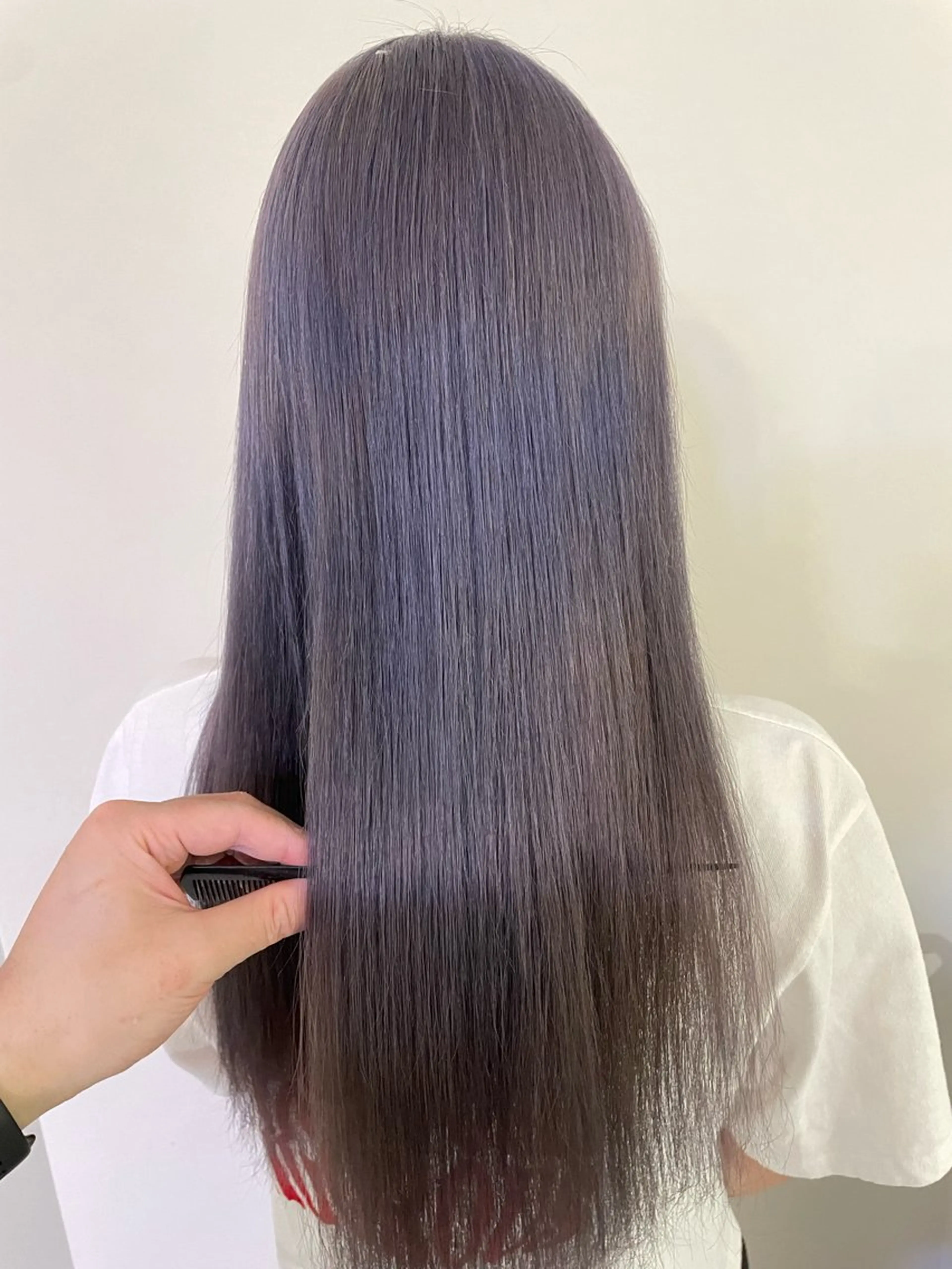 セミロング カラー ハイトーン/心斎橋 🌙イツキのヘアスタイル