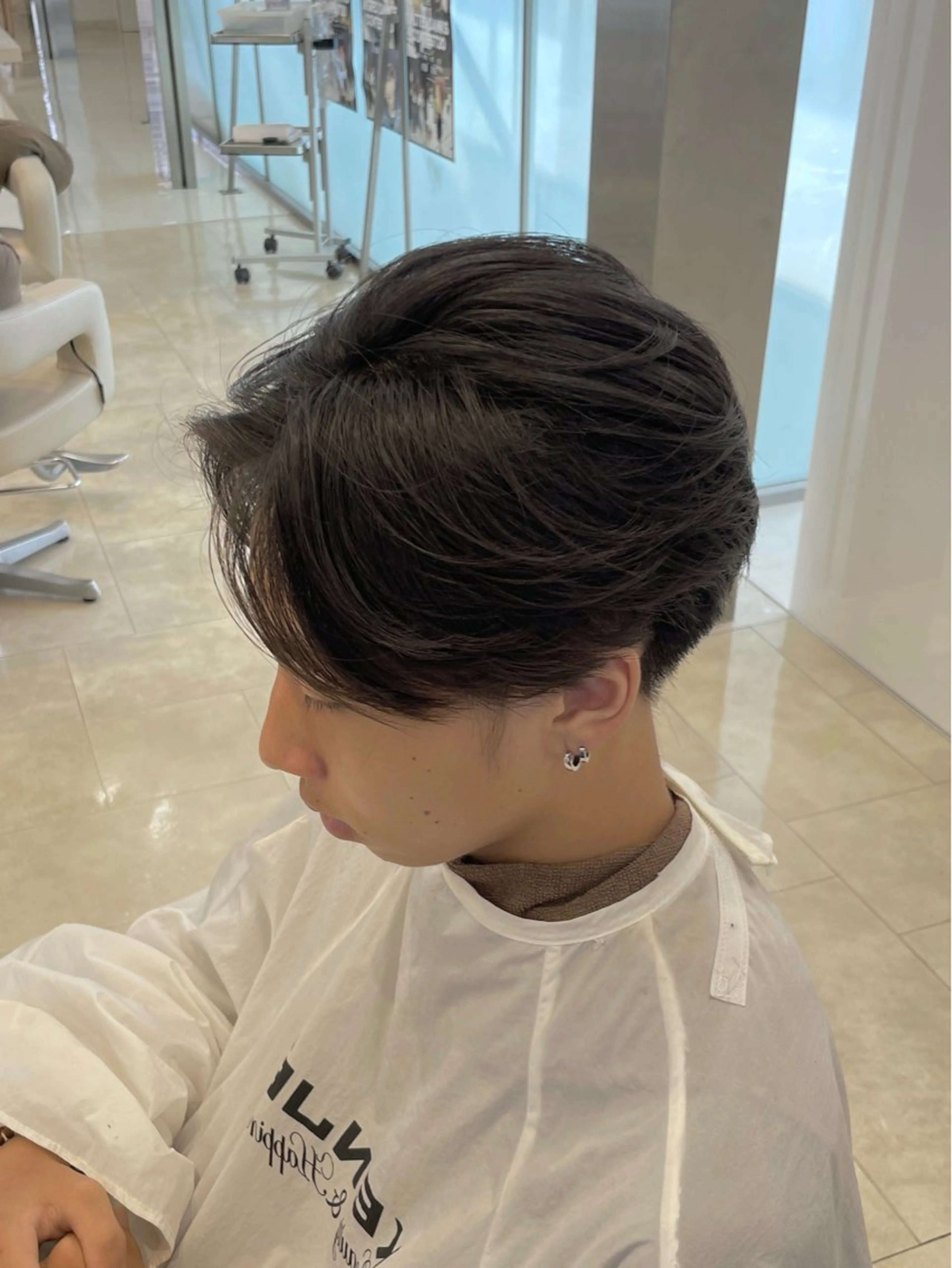 メンズ センターパート職人 ‪✂︎‬ トモキのヘアスタイル