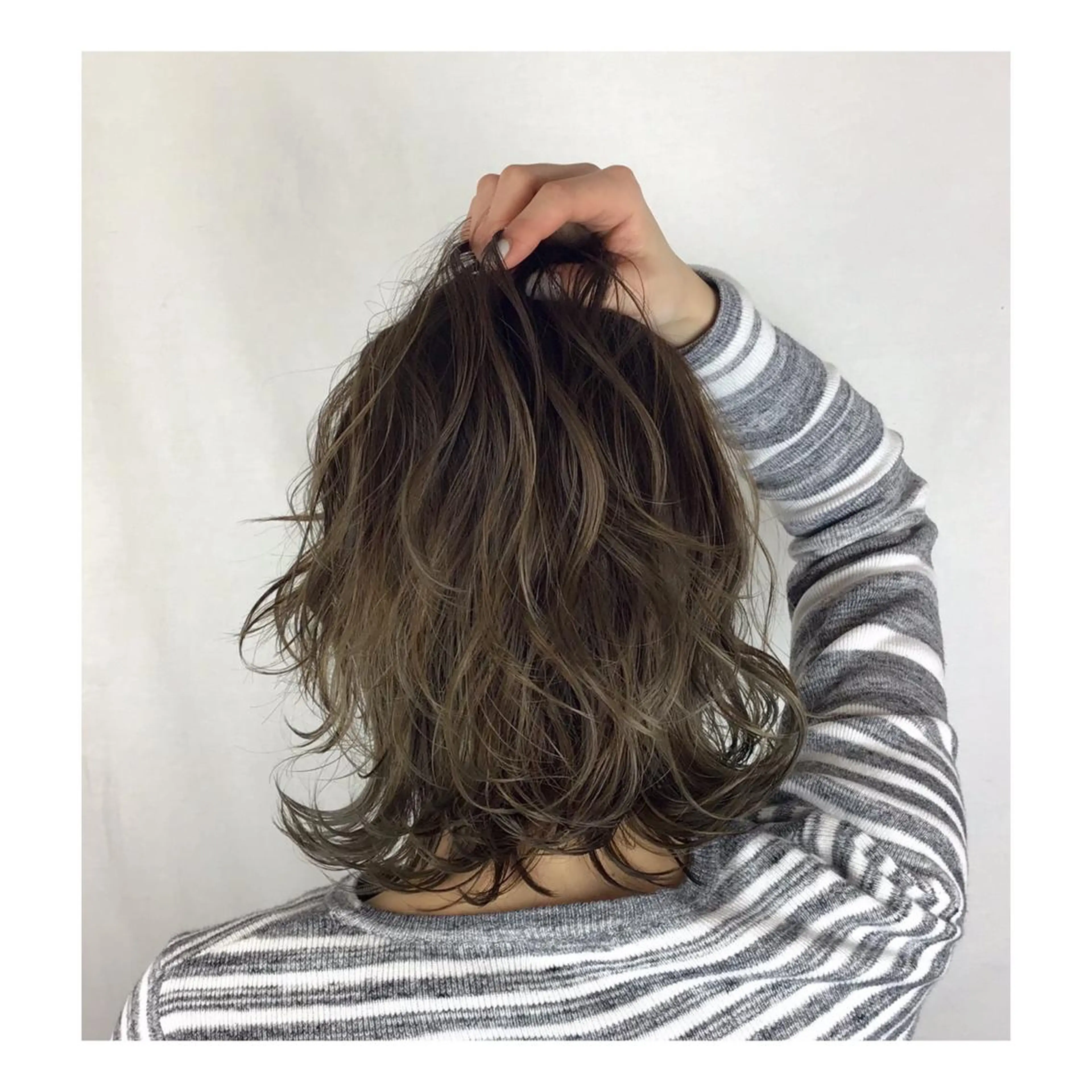 カラー Stazio 54の眉毛・アイブロウイメージ