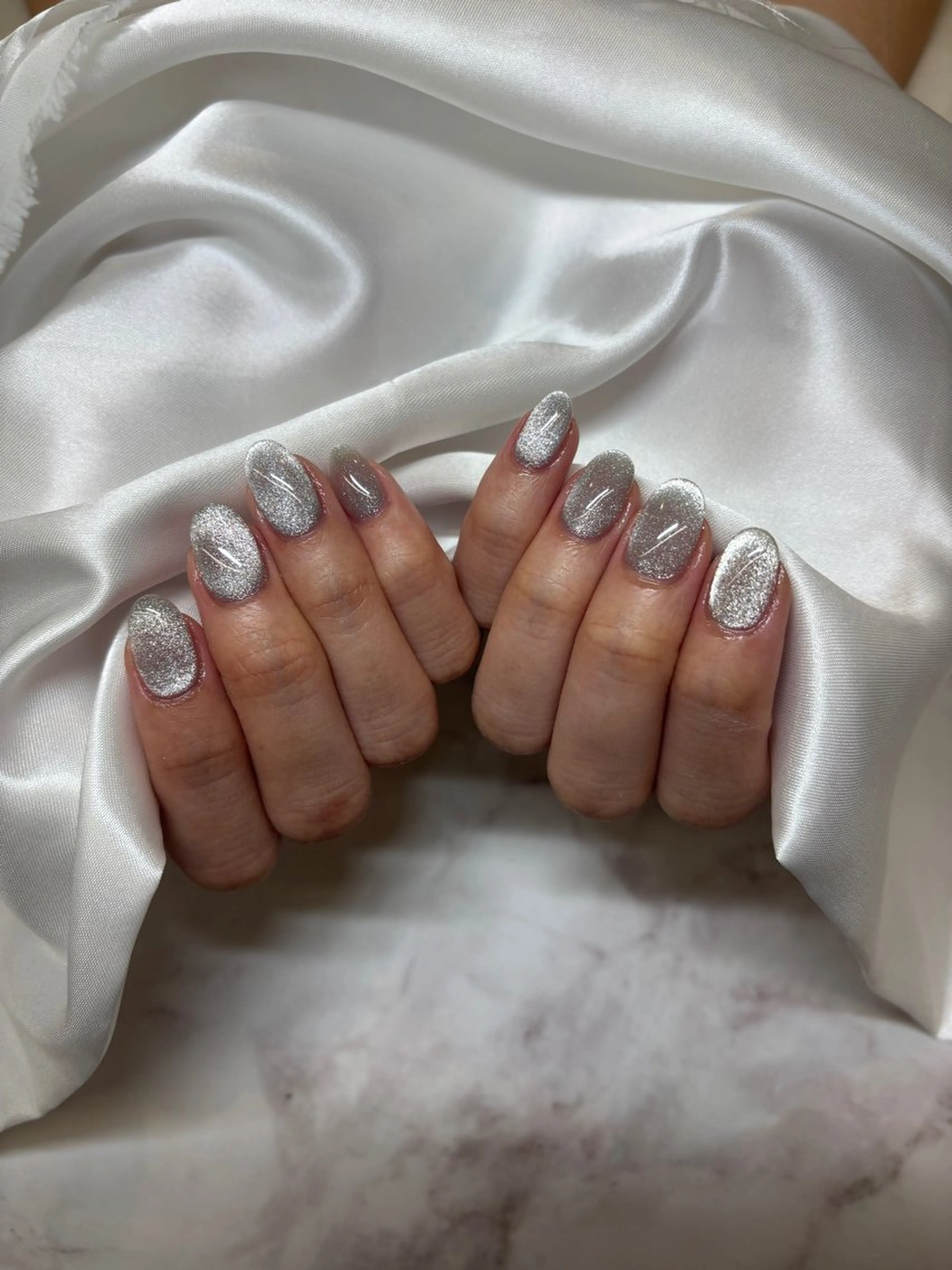 オフなしマグネットネイルの写真