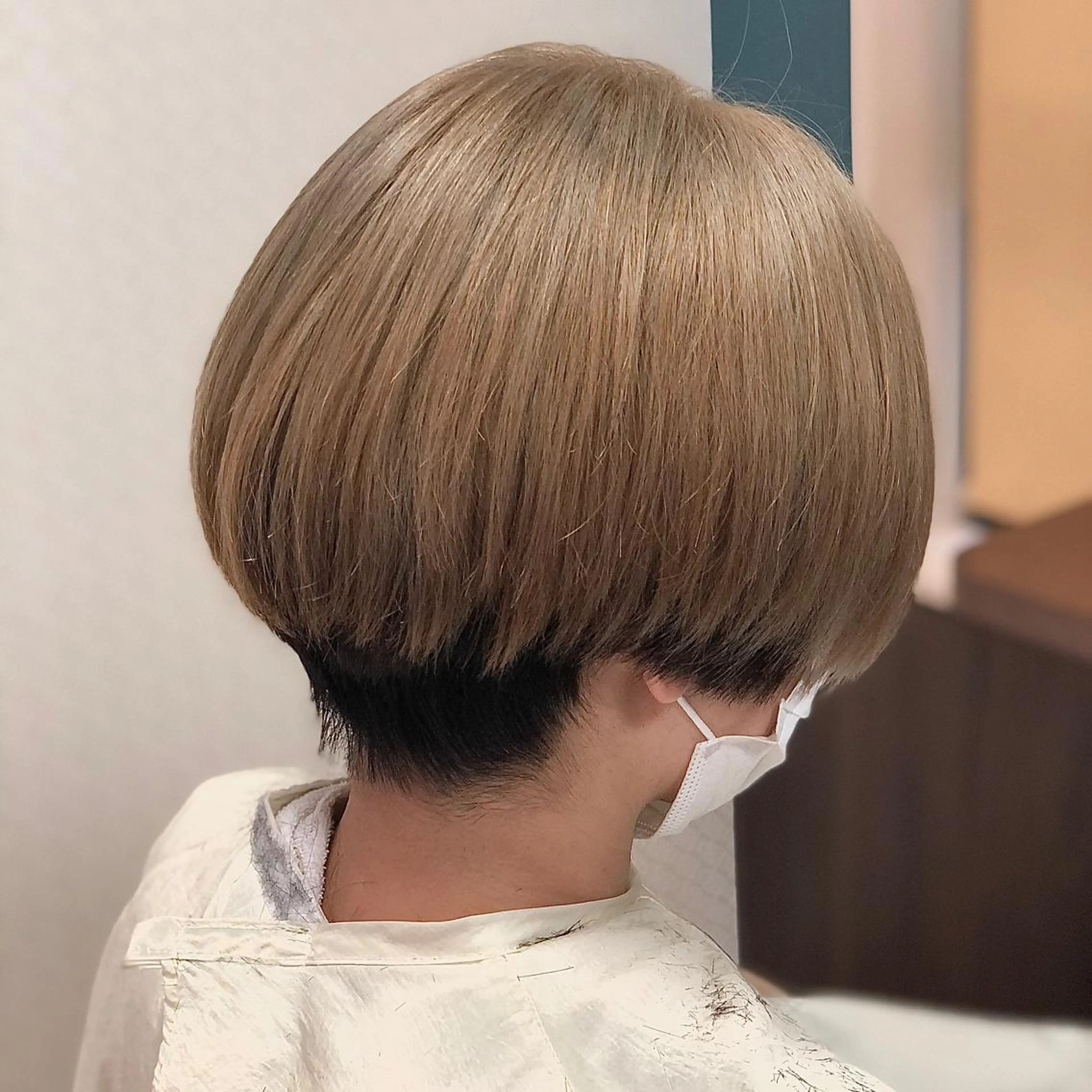 ショート COCO 山口僚太のヘアスタイル