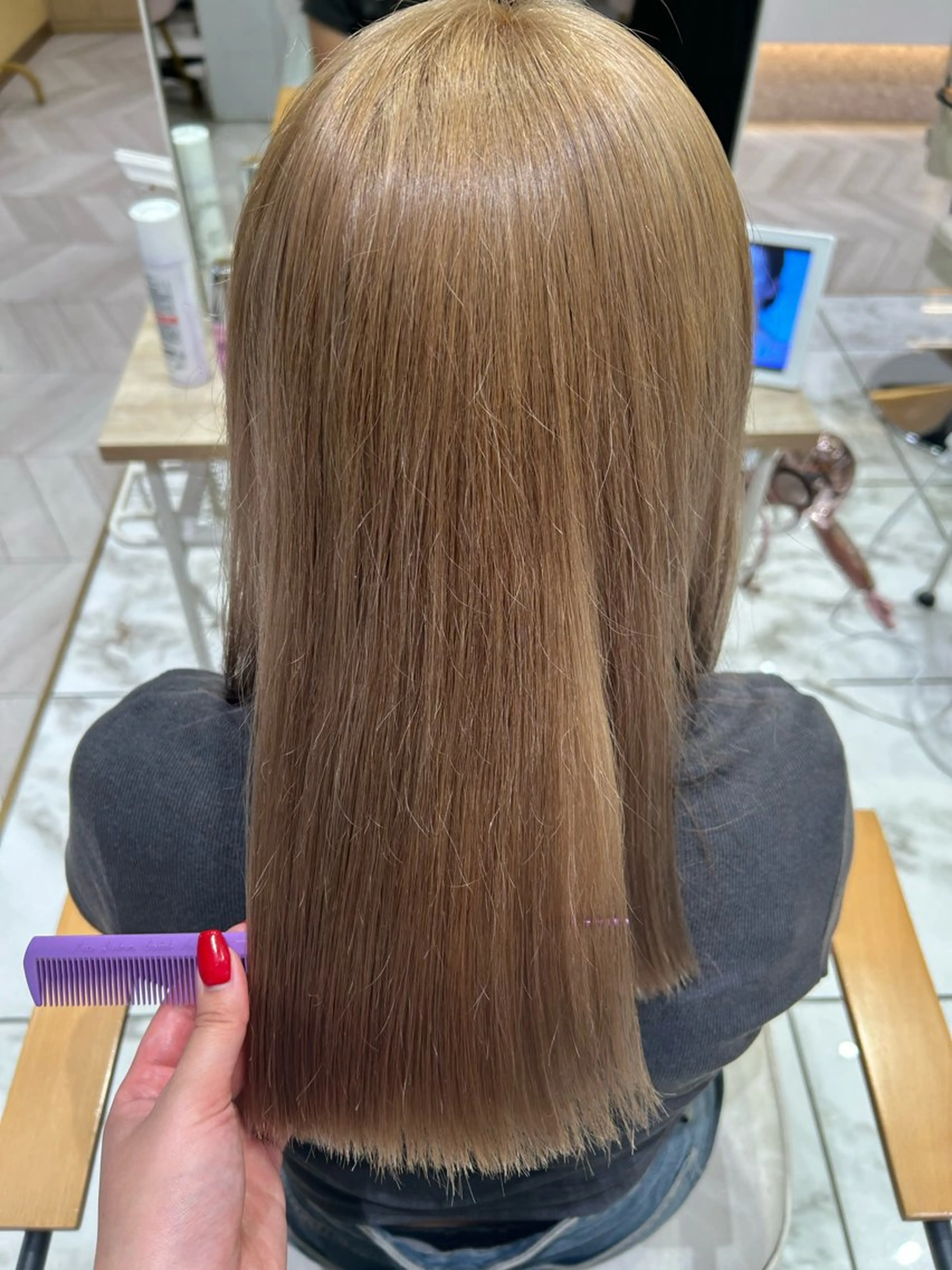 ミディアム カラー 暖色系ツヤカラー コトノ🫧のヘアスタイル