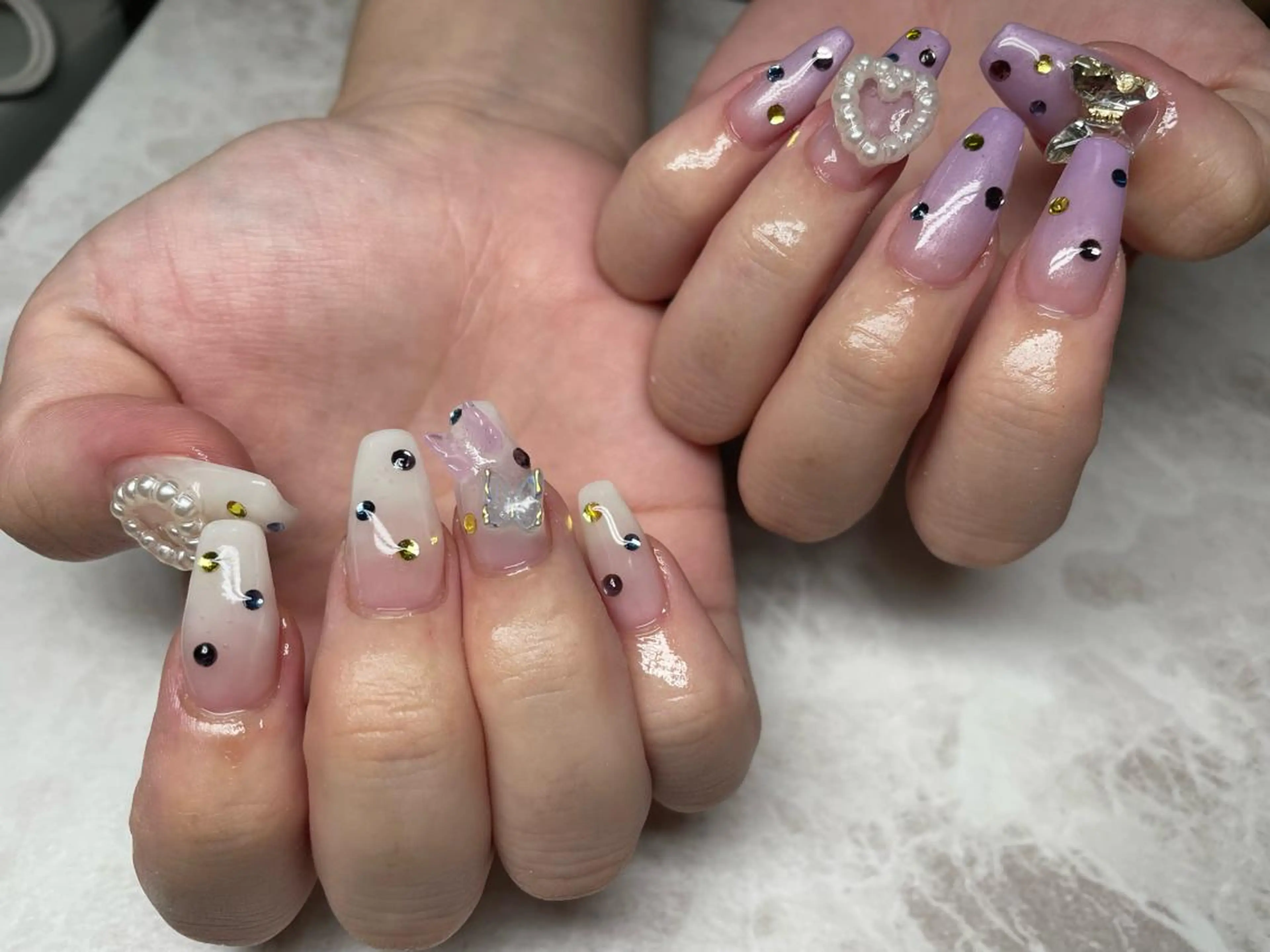 ネイル ハンドネイル Roi〈ロワ〉 Minakoのネイルデザイン