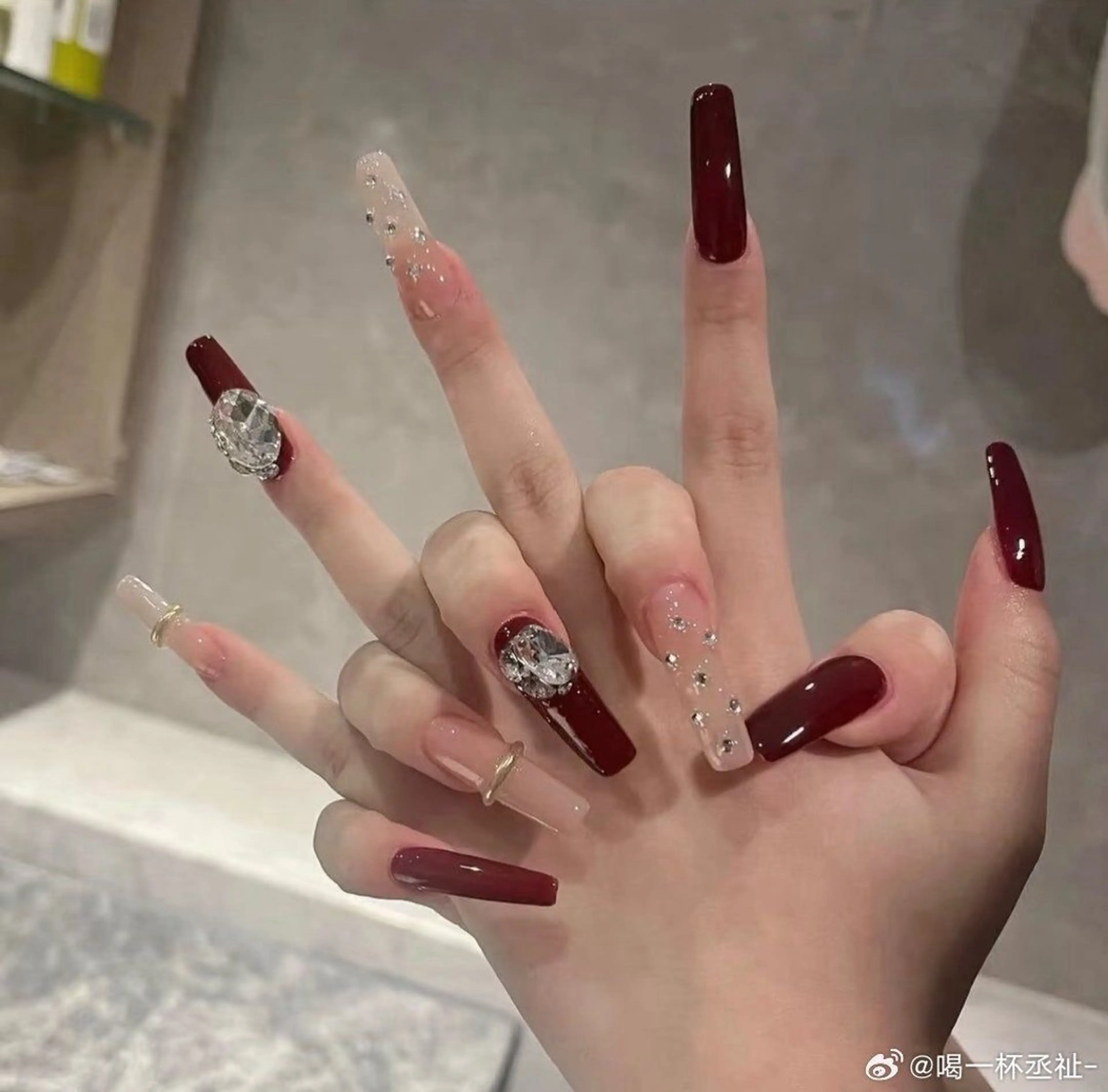 ネイル 韓国ネイル ニュアンスネイル シンプルネイル 春ネイル ワンホンネイル ハンドネイル ハンドケア Nihonthy Nail 新宿所属・Nihonthy Nail 新宿のネイルデザイン