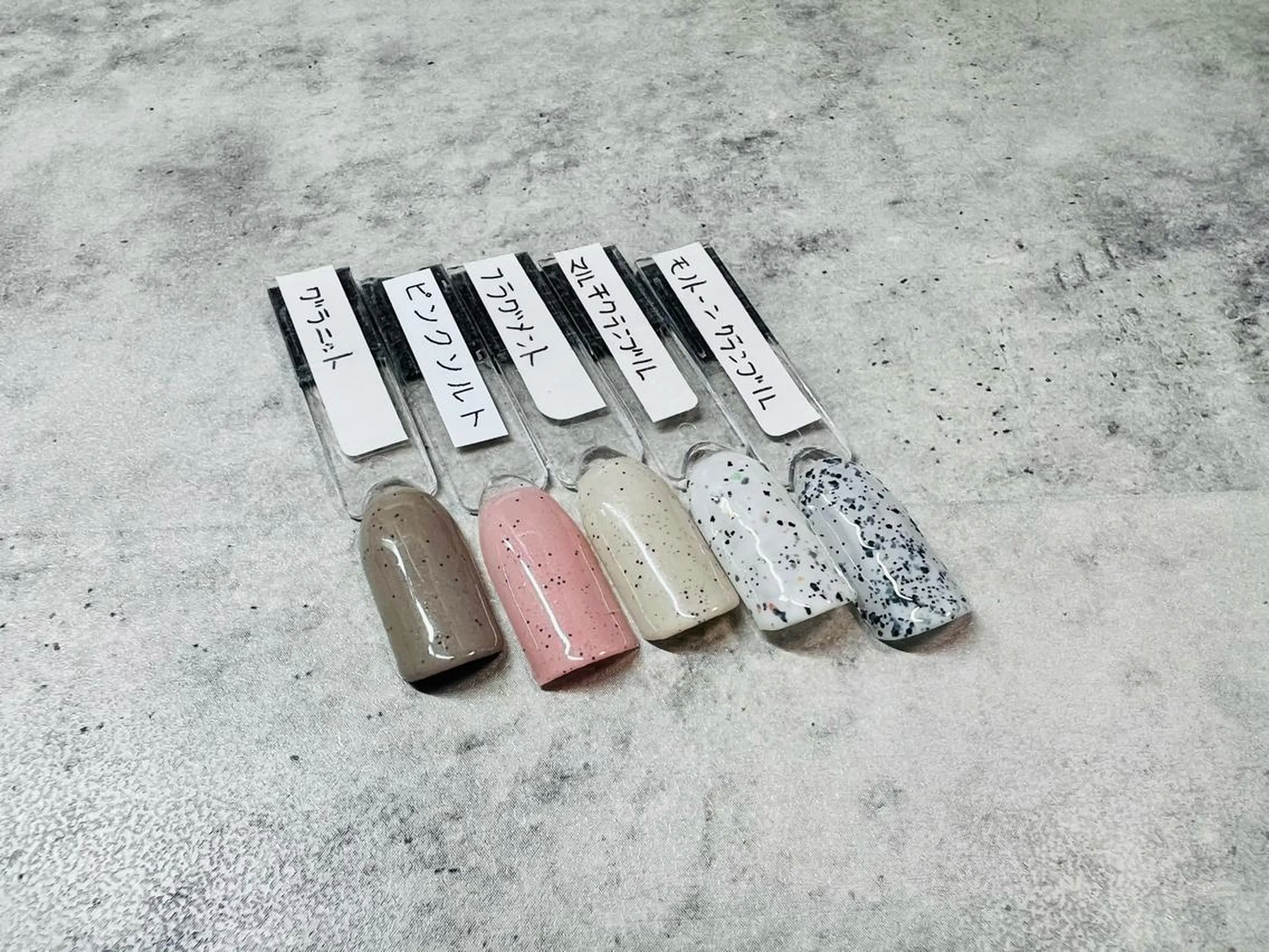 ネイル ワンカラーネイル N.plus NaiLのネイルデザイン